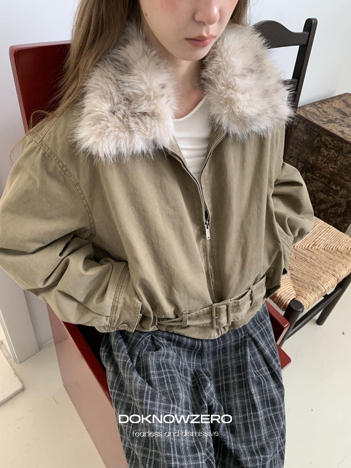 DKZ OFFICIAL Vintage Washed Detachable Fur Collar Women&