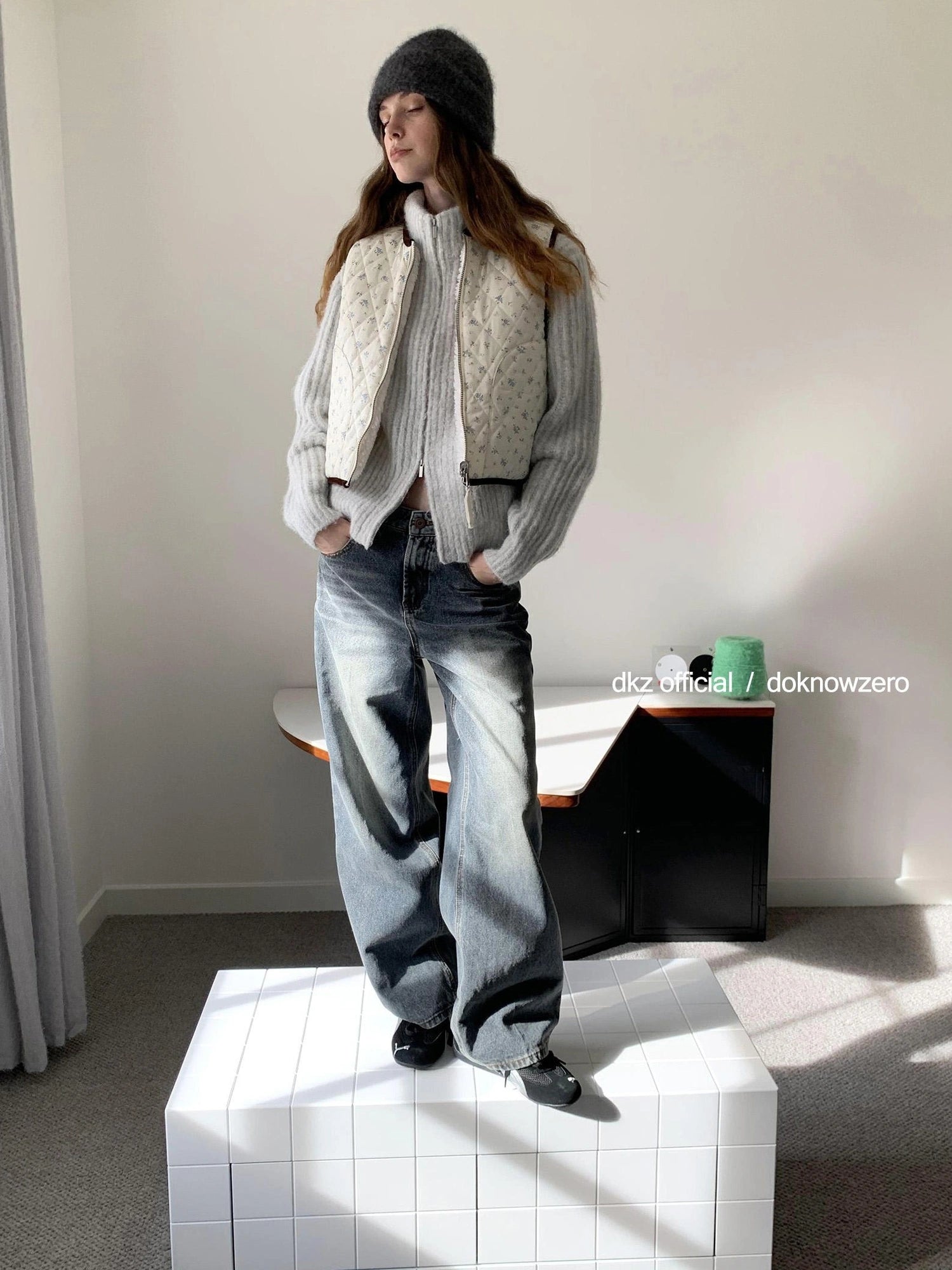 DKZ OFFICIAL Vintage Washed Relaxed Fit Blue Jeans For Women