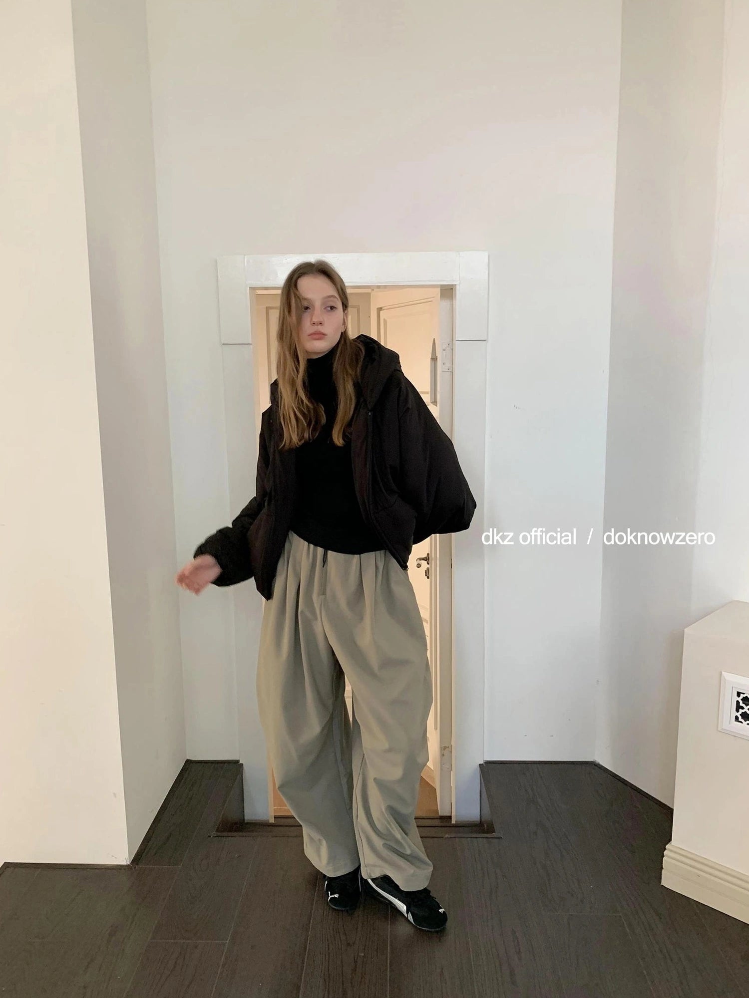 DKZ OFFICIAL Waterproof Loose Fit Outdoor Trousers For Women
