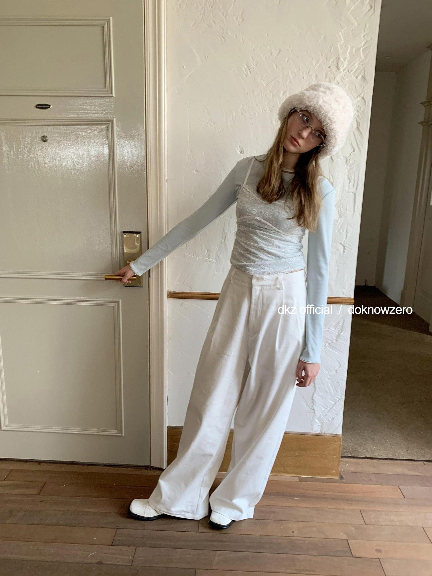 DKZ OFFICIAL White Embroidered Cutout Layered Women&