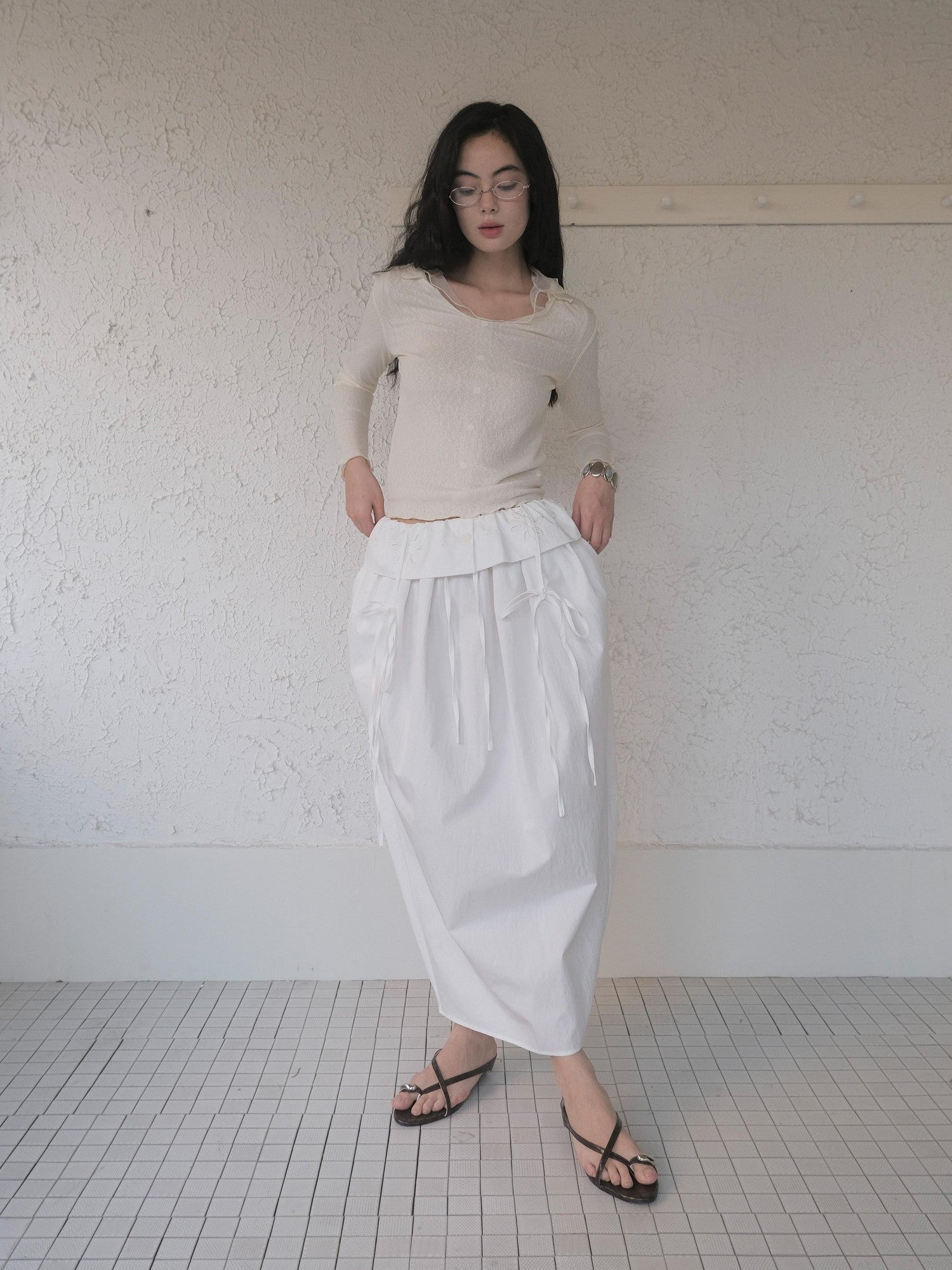 DKZ OFFICIAL White Embroidered Waistband Lantern Women&