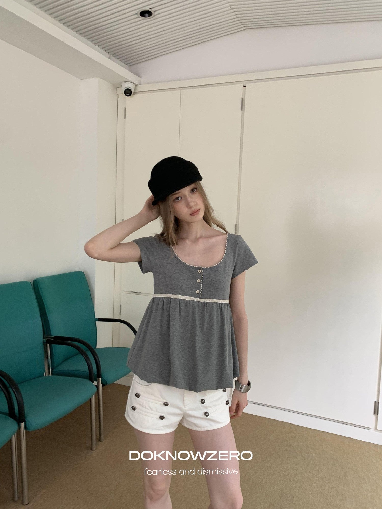 DKZ OFFICIAL White Knight Napoleon Button Low Rise Slim Women&