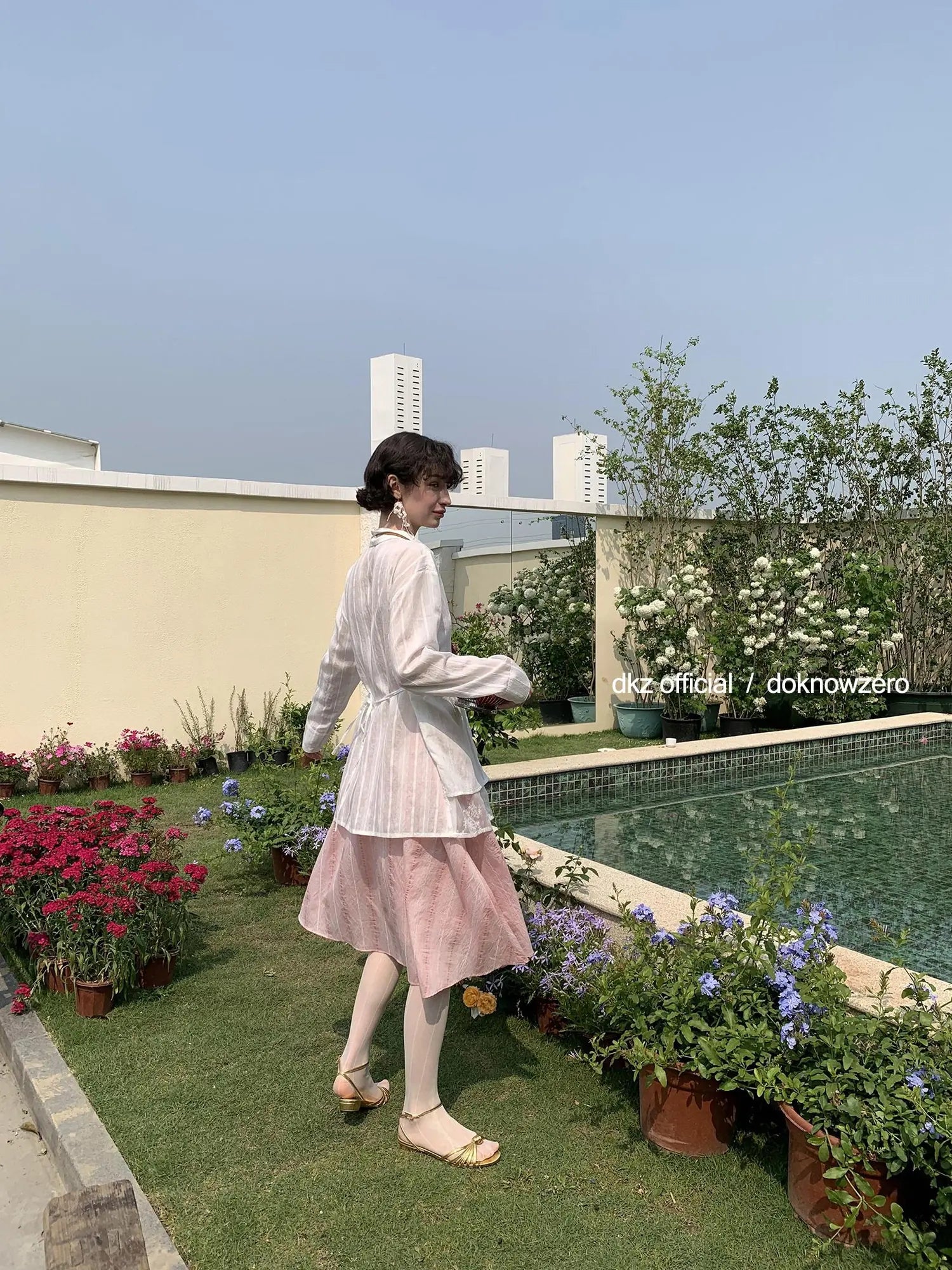 DKZ OFFICIAL White Lace Paneled Long Sleeve Shirt With False Layering