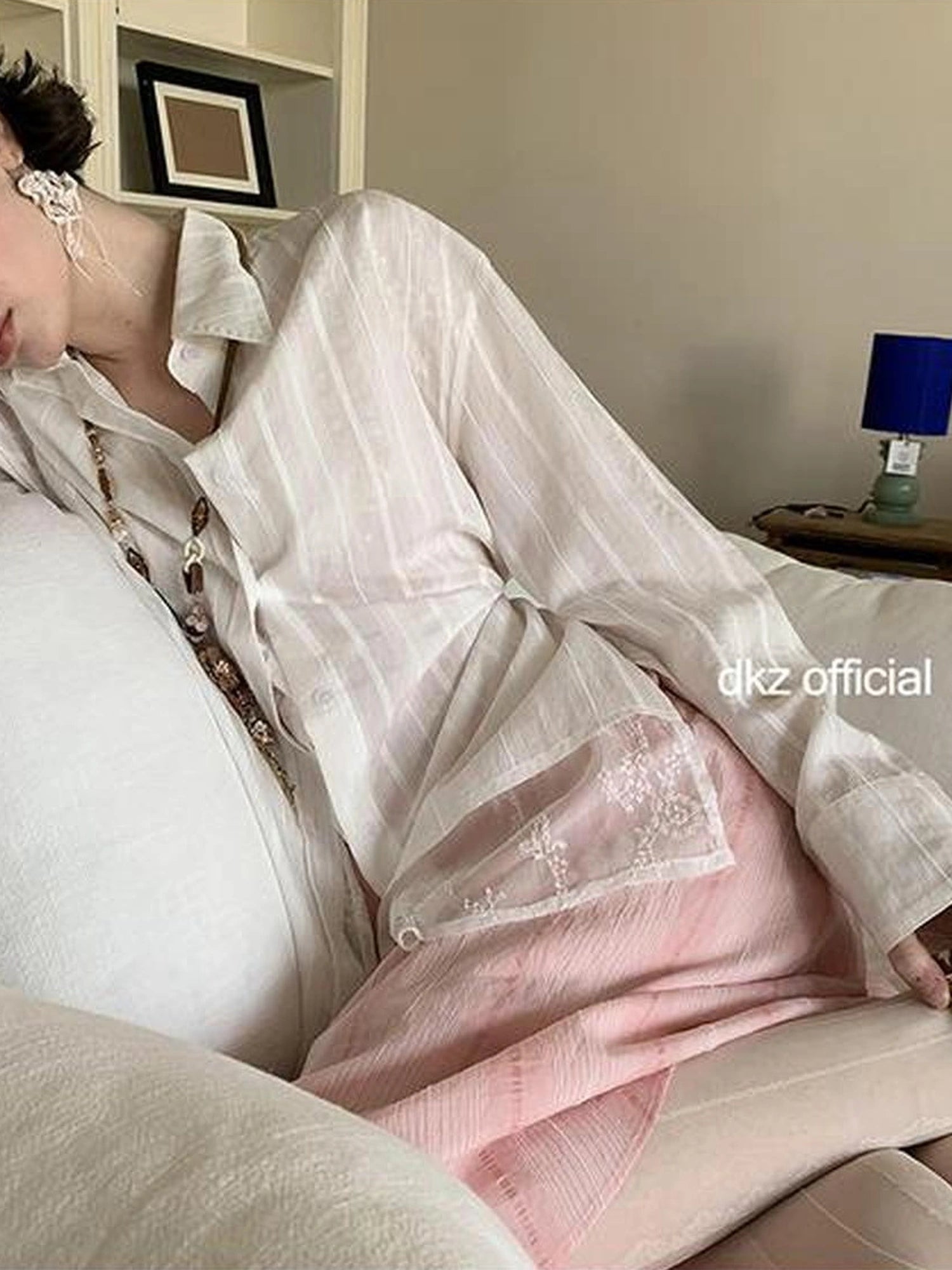 DKZ OFFICIAL White Lace Paneled Long Sleeve Shirt With False Layering