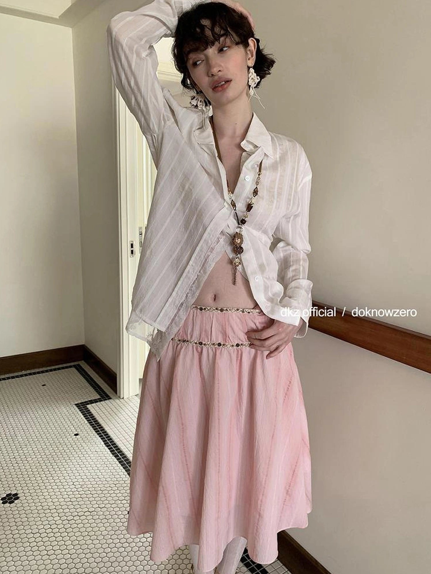 DKZ OFFICIAL White Lace Paneled Long Sleeve Shirt With False Layering