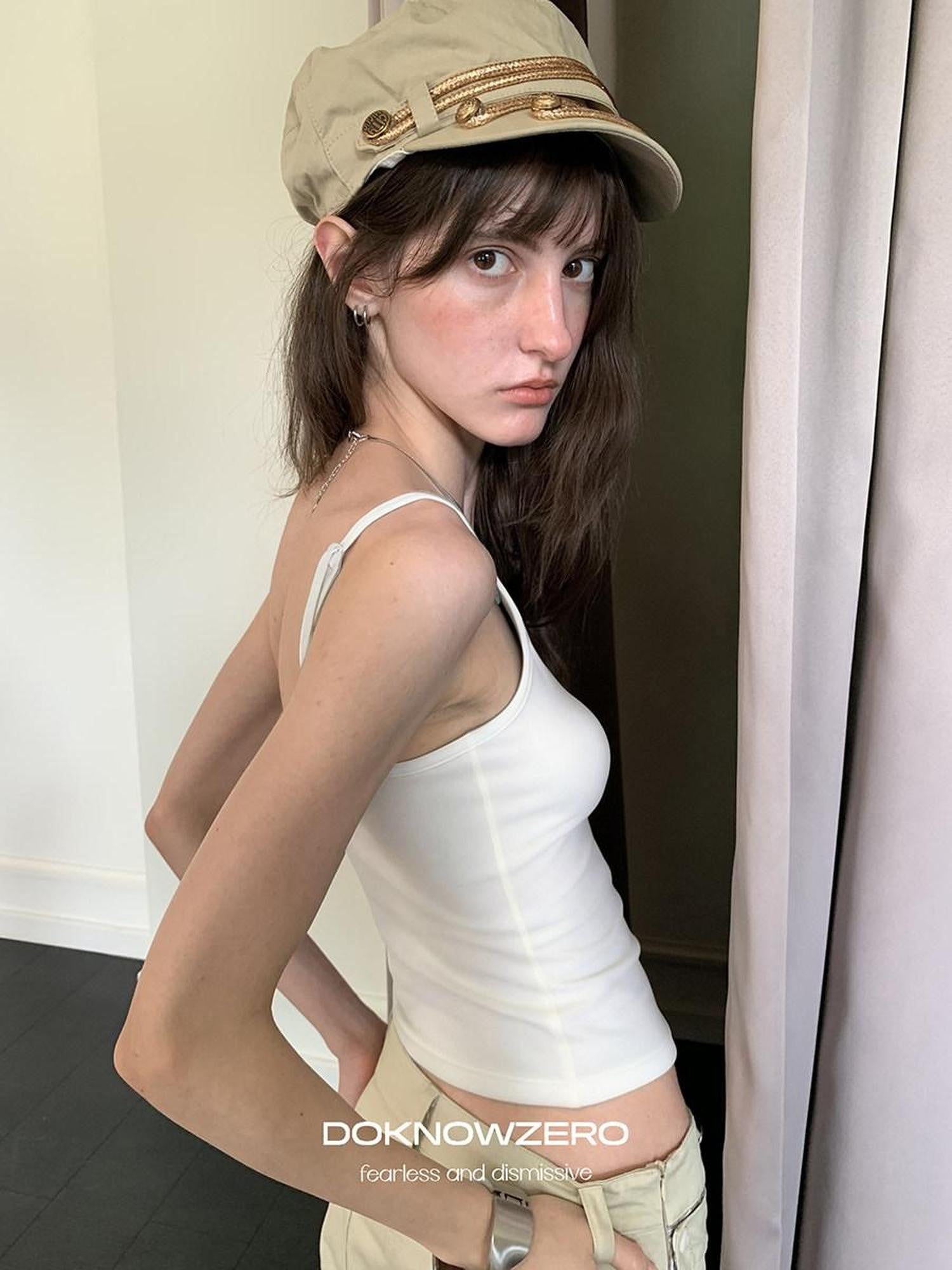 DKZ OFFICIAL White Layered Fitted U Neck Women&