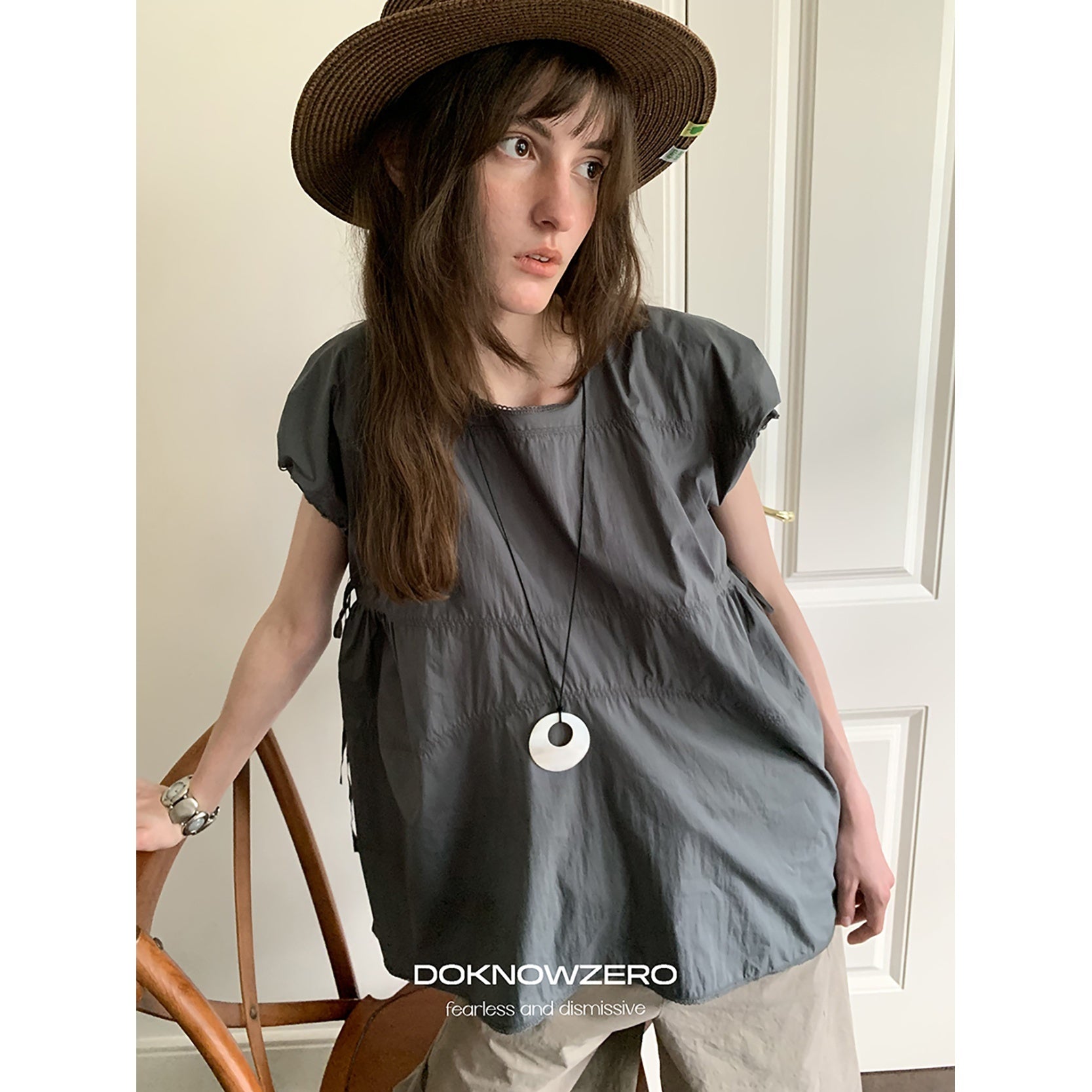 DKZ_OFFICIAL_White_Small_Flutter_Sleeve_Loose_Women&