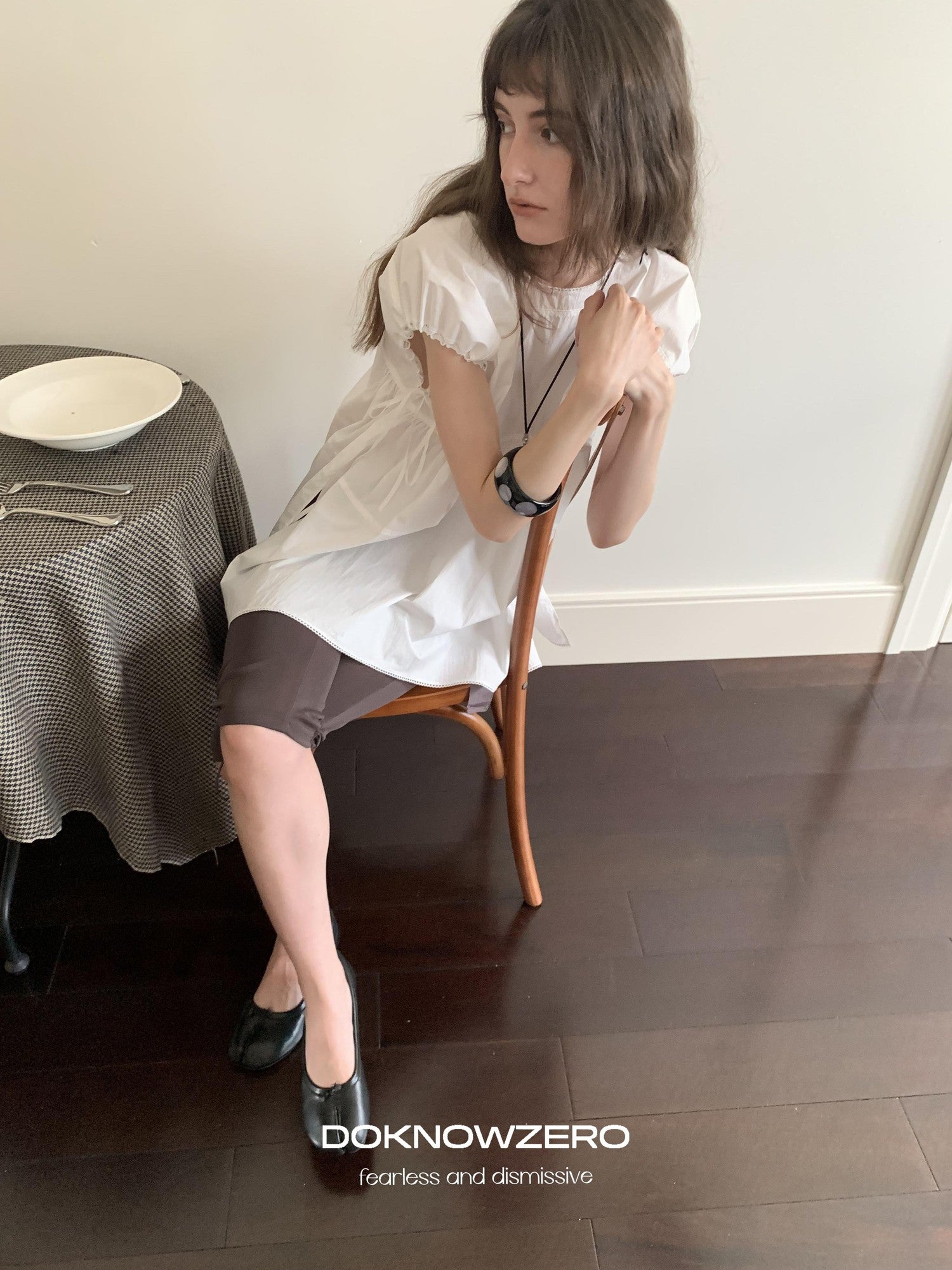 DKZ OFFICIAL White Small Flutter Sleeve Loose Women&