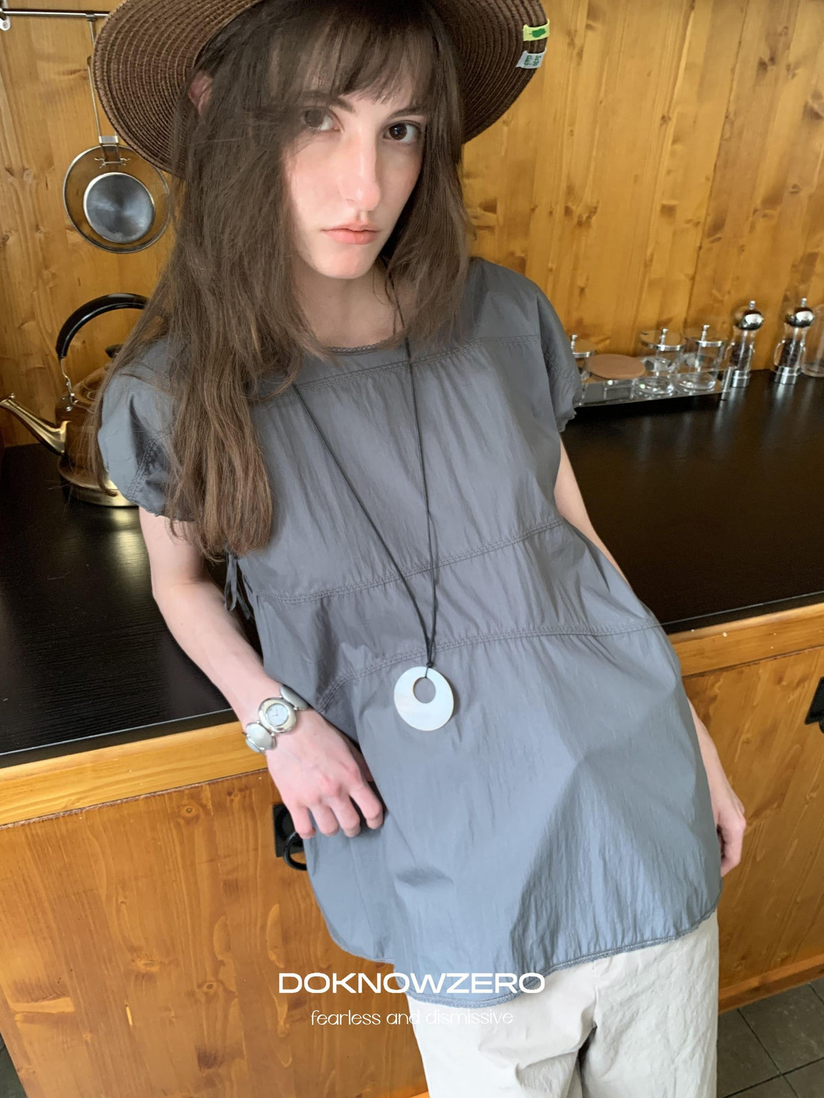 DKZ OFFICIAL White Small Flutter Sleeve Loose Women&