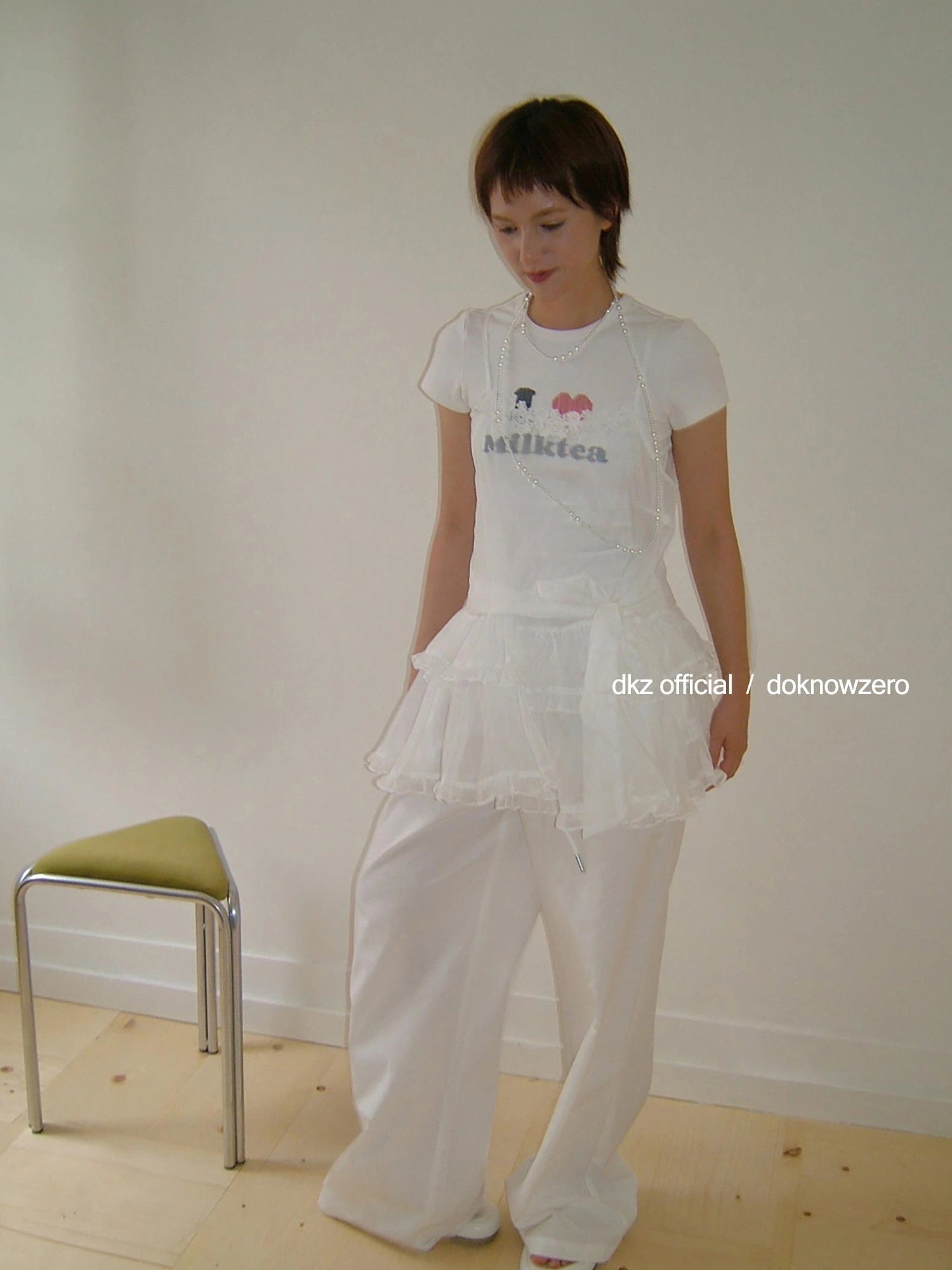 DKZ OFFICIAL White Strappy Ruffle Hem Midi Dress