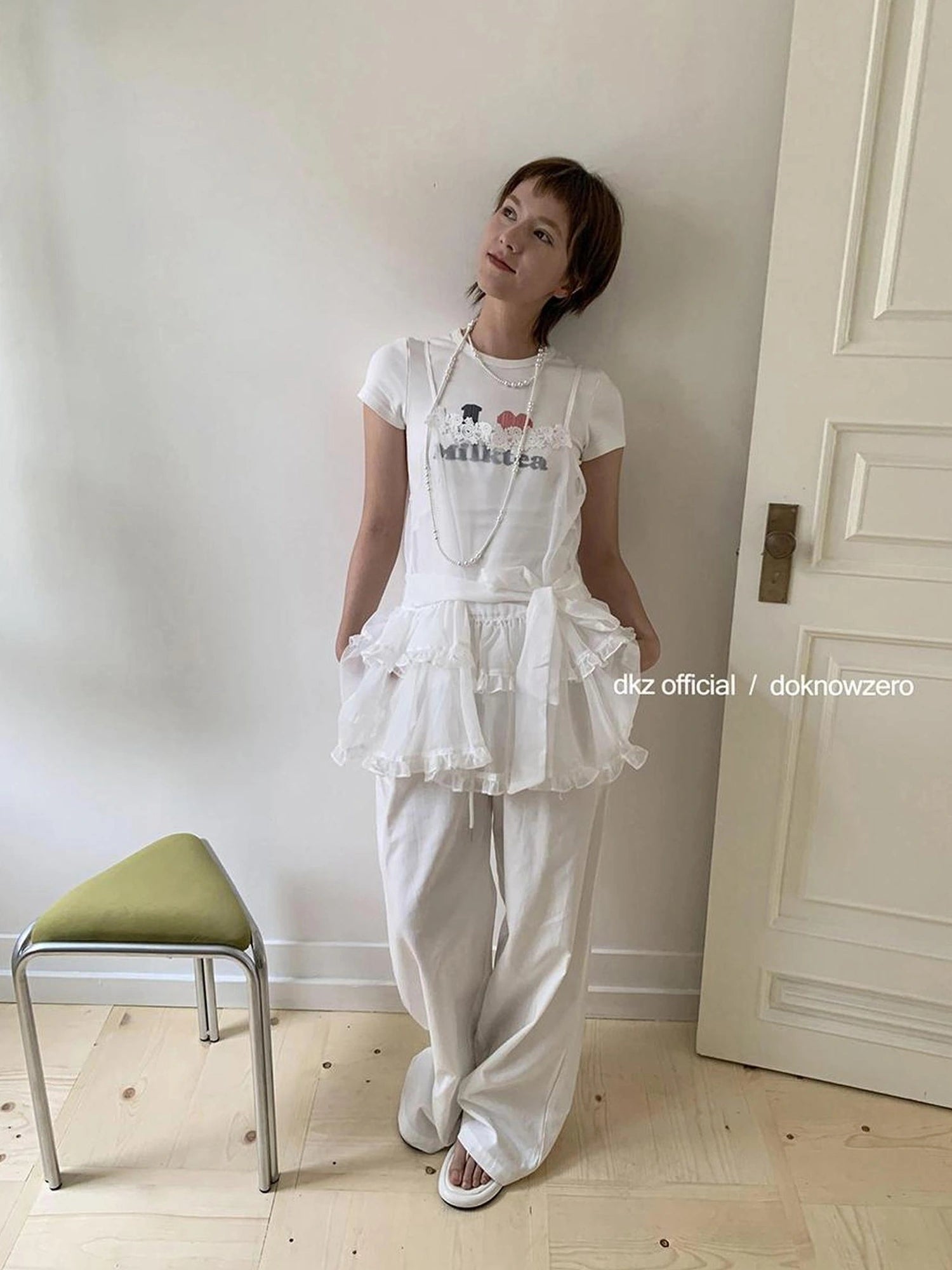 DKZ OFFICIAL White Strappy Ruffle Hem Midi Dress