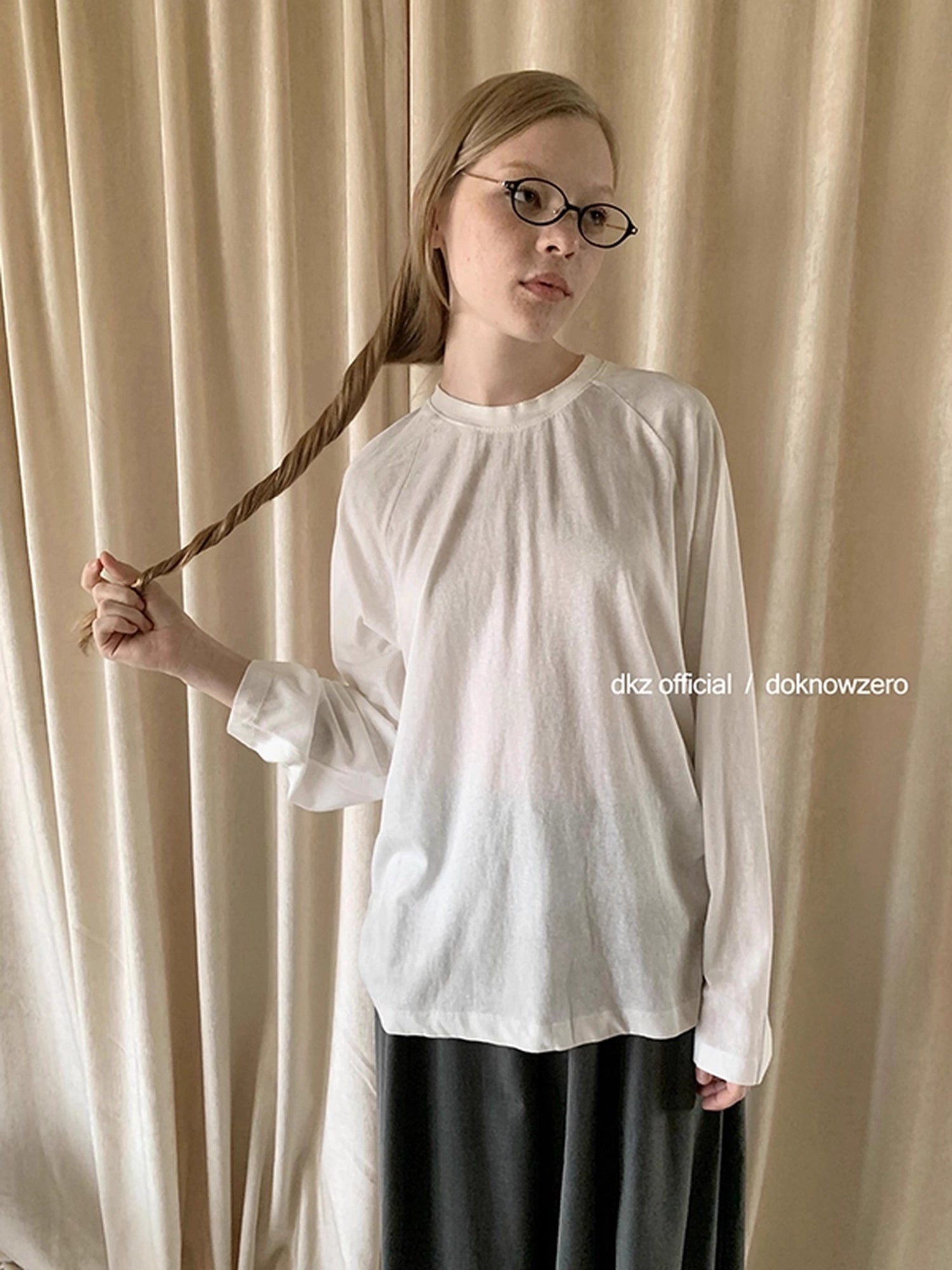 DKZ_OFFICIAL_White_Washed_Long_Sleeve_T-shirt_For_Women_Loose_Fit_MISSTT