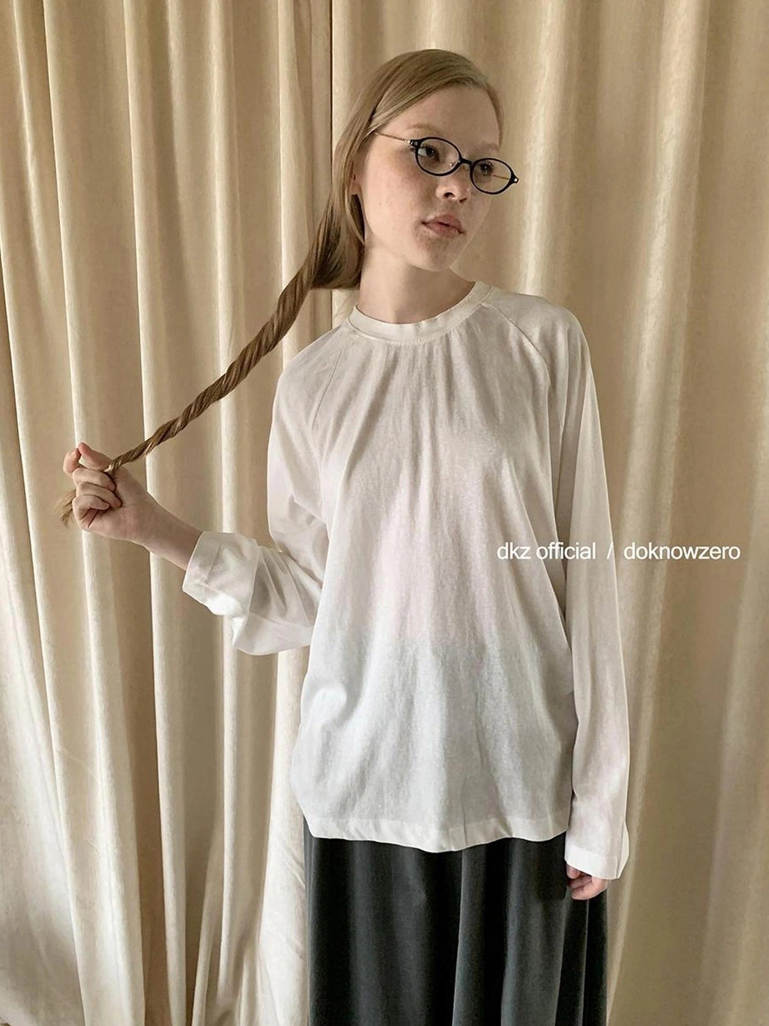 DKZ OFFICIAL White Washed Long Sleeve T-shirt For Women Loose Fit