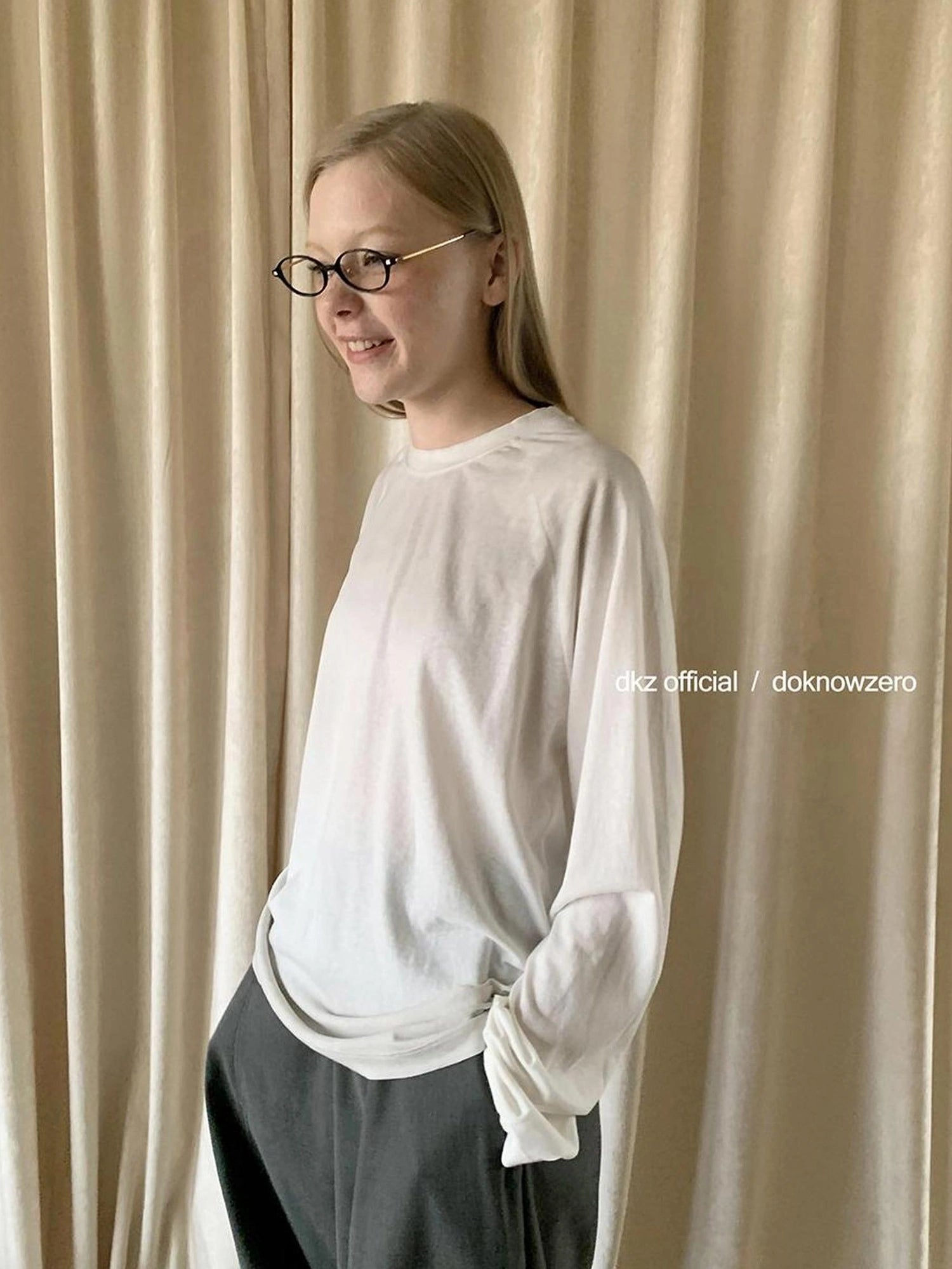 DKZ OFFICIAL White Washed Long Sleeve T-shirt For Women Loose Fit