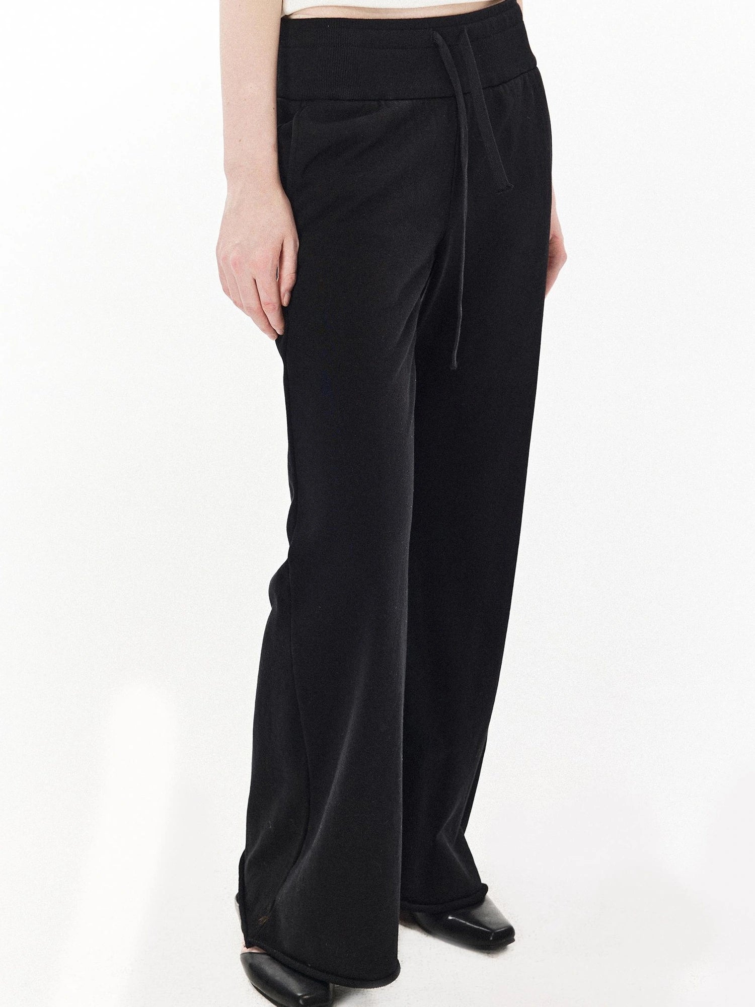 DKZ OFFICIAL Wide Waist Relaxed Flared Sweatpants