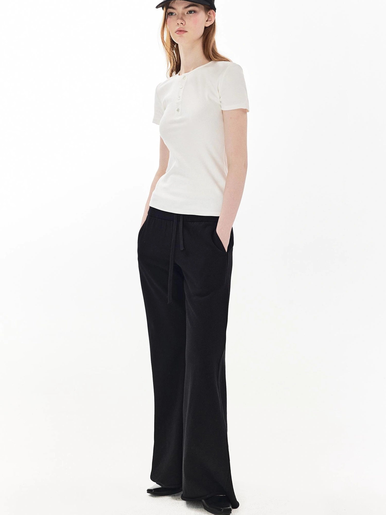 DKZ OFFICIAL Wide Waist Relaxed Flared Sweatpants