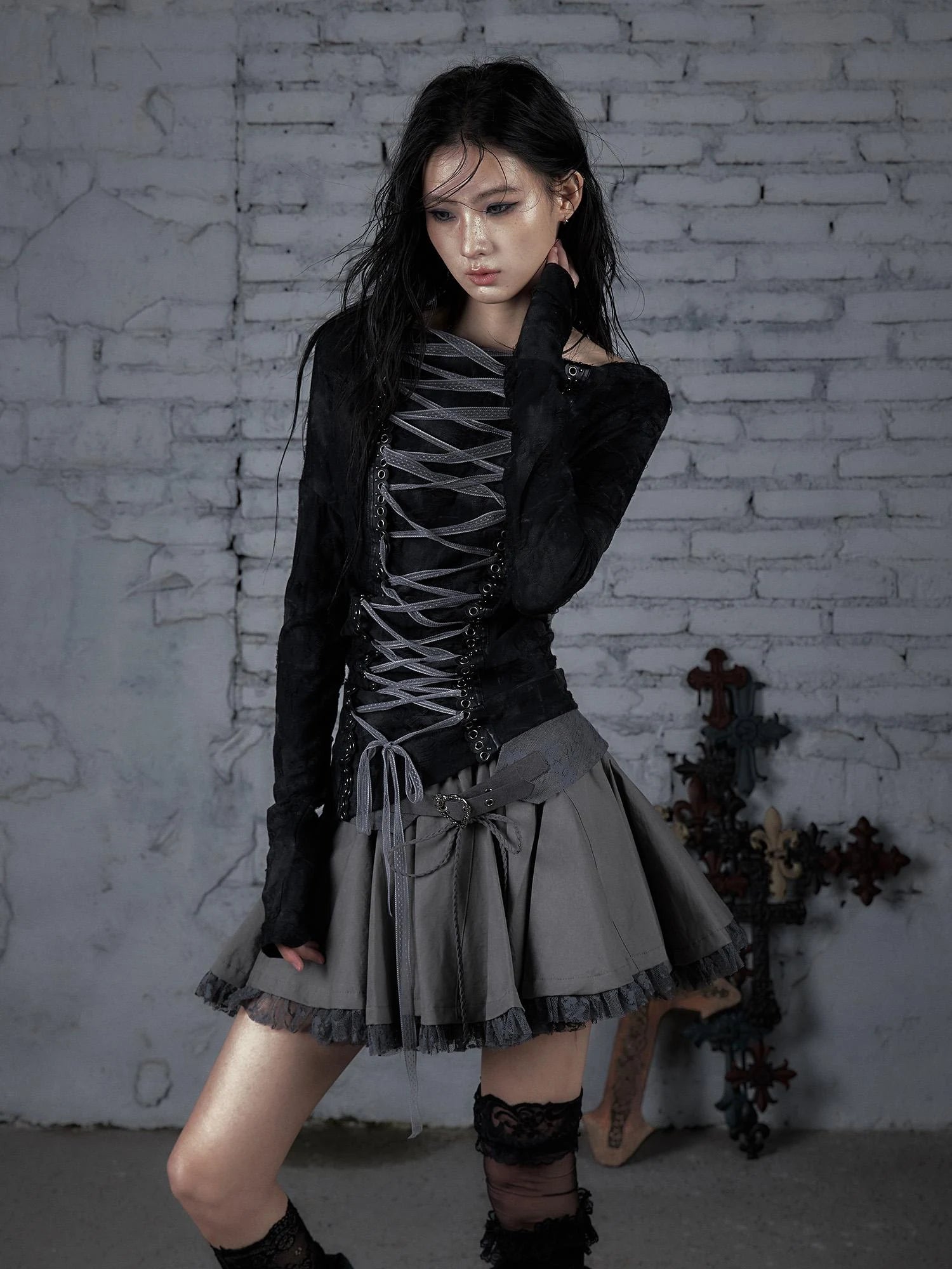 Dark Punk Print Off-Shoulder Long Sleeve Reversible T-Shirt
