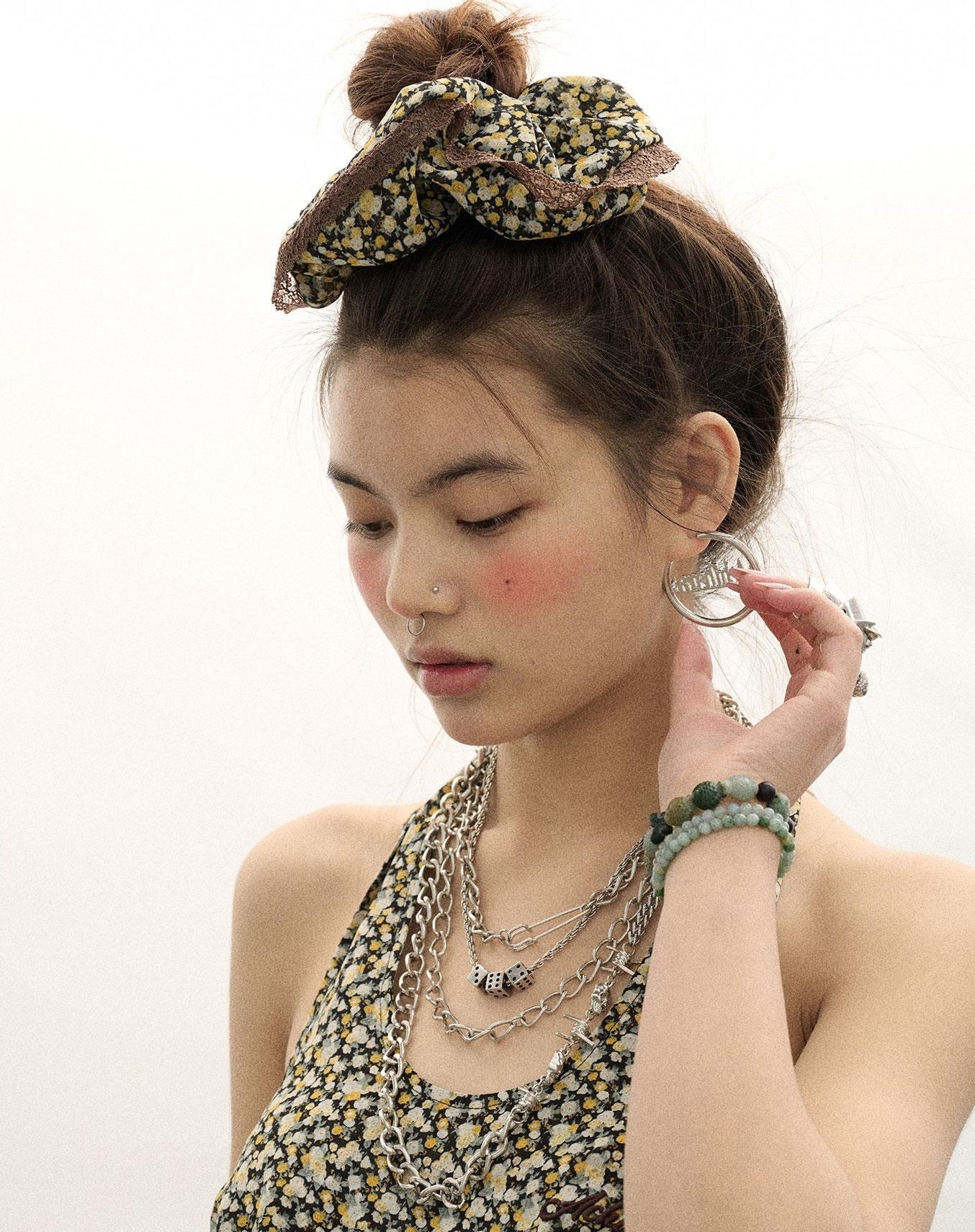 Achihara Daydream Floral Hair Tie