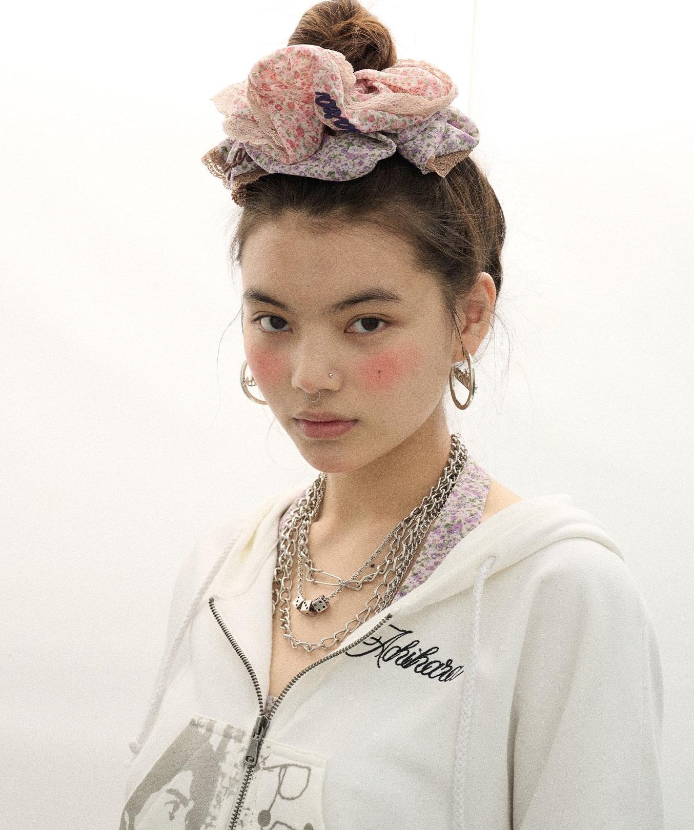 Achihara Daydream Floral Hair Tie
