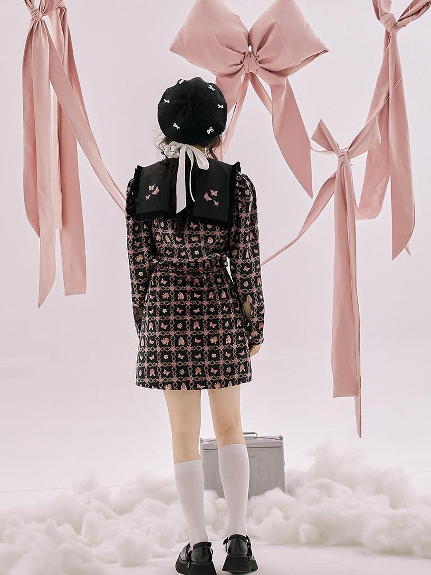 Daytoday Anatomical Girl Print Bubble Sleeve Shirt