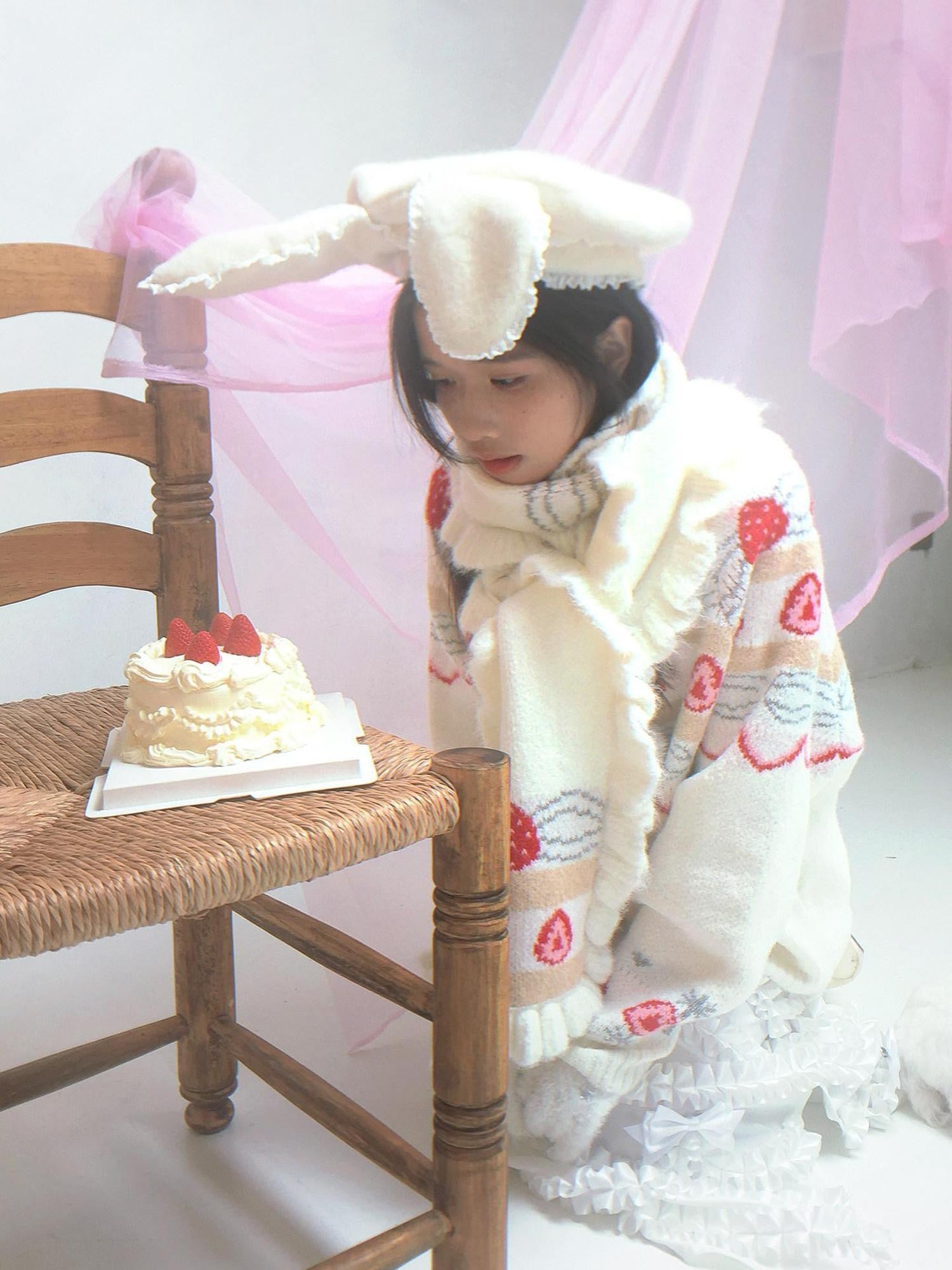 Daytoday Cream Strawberry Jacquard Ruffle Women&