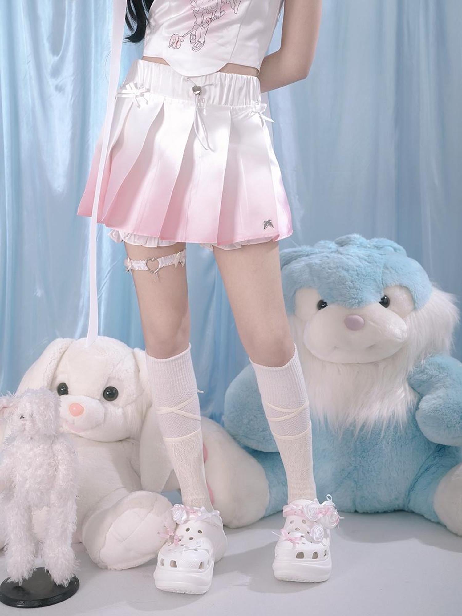 Daytoday Cute Bear Print Pleated Mini Skirt