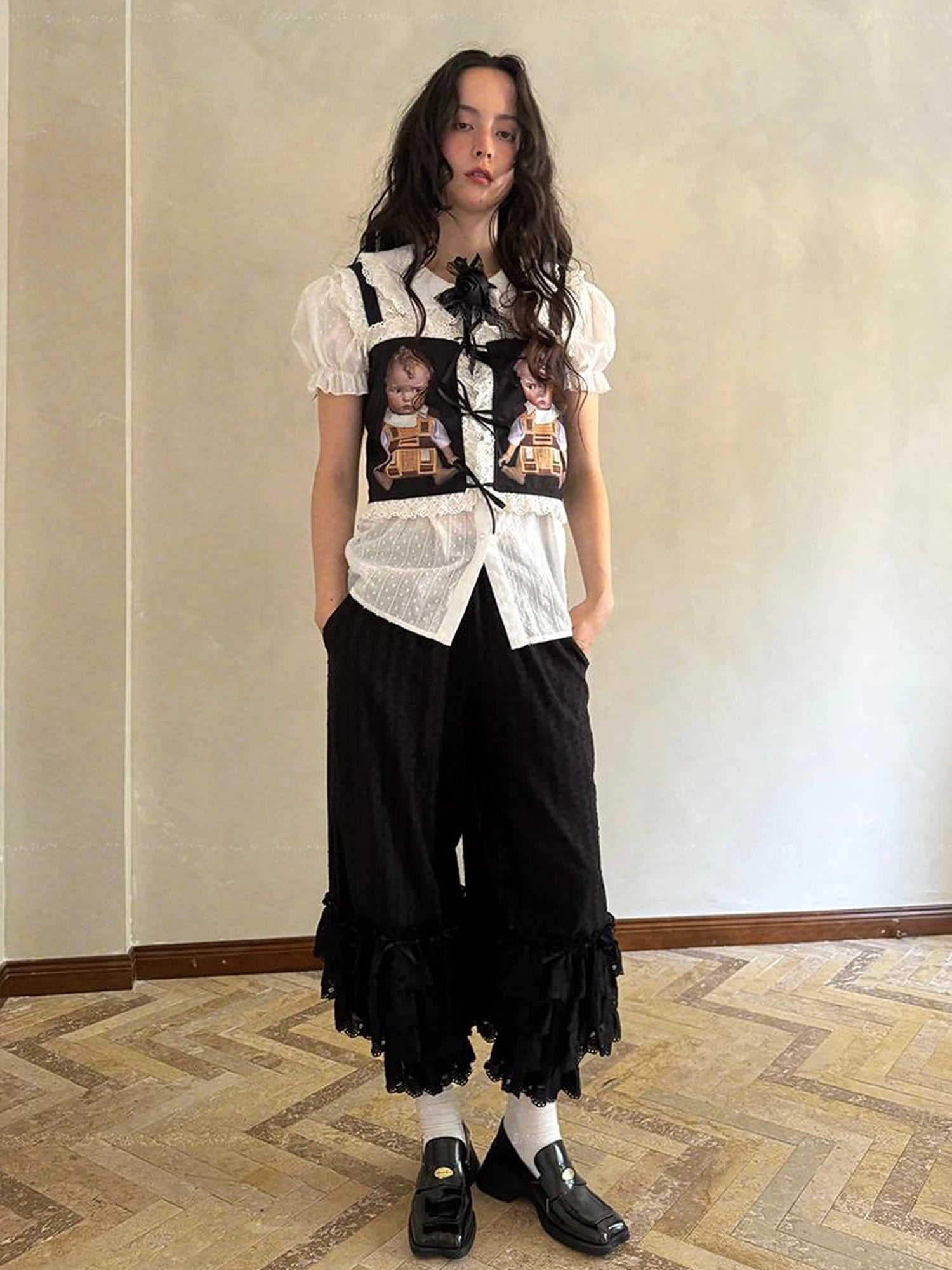 Fairy Tale Print Lace Bow Vest