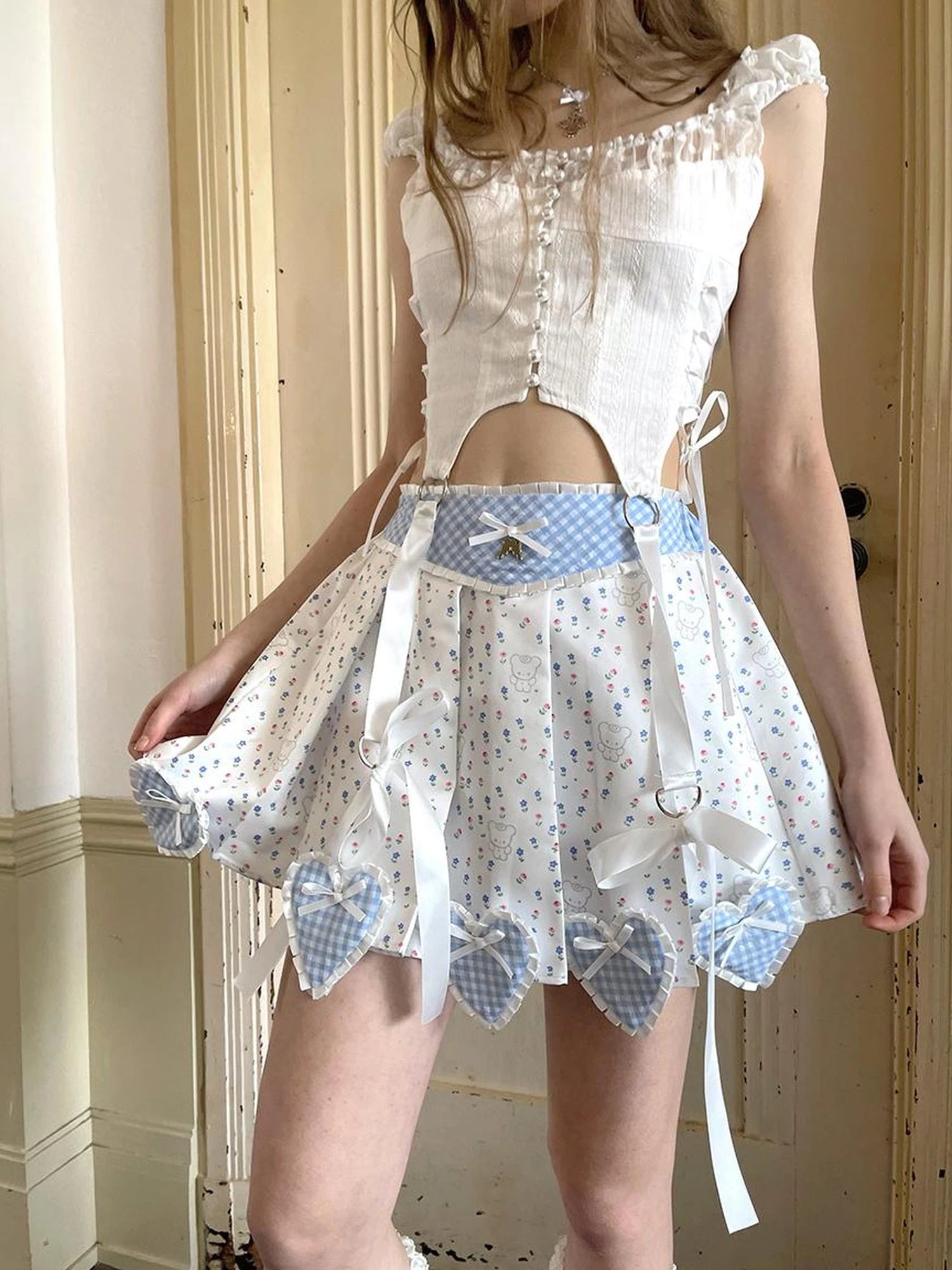 Floral Lace Pleated Mini Skirt With Angel Tears Print