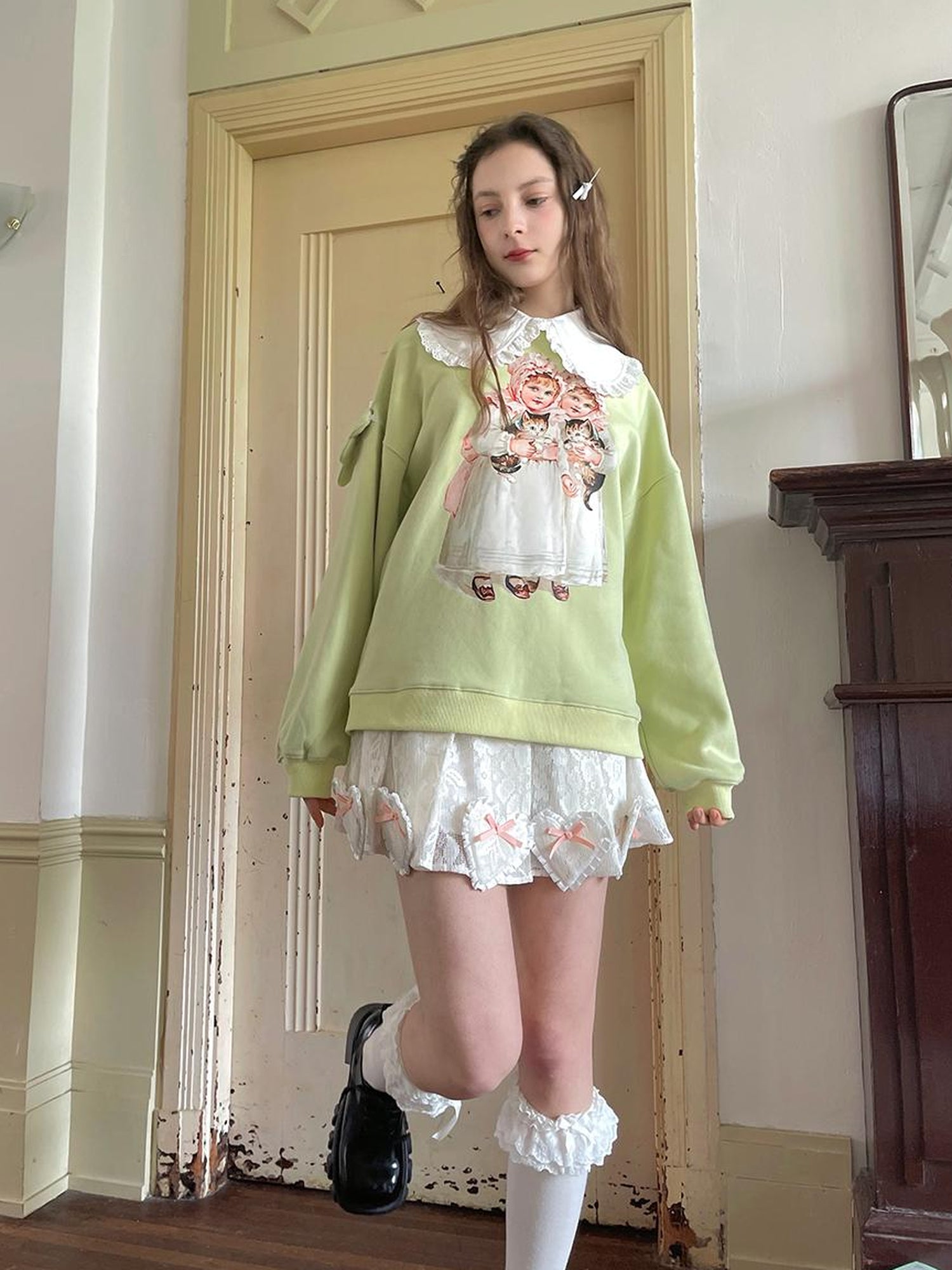Daytoday Floral Lace Pleated Mini Skirt With Angel Tears Print