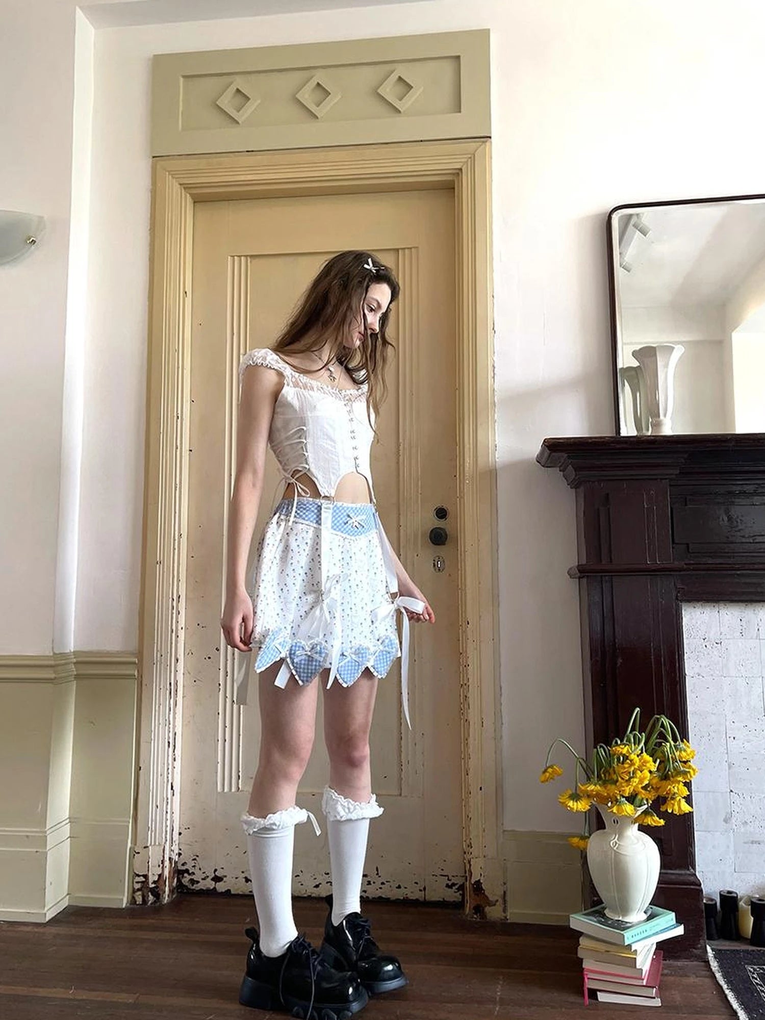 Floral Lace Pleated Mini Skirt With Angel Tears Print