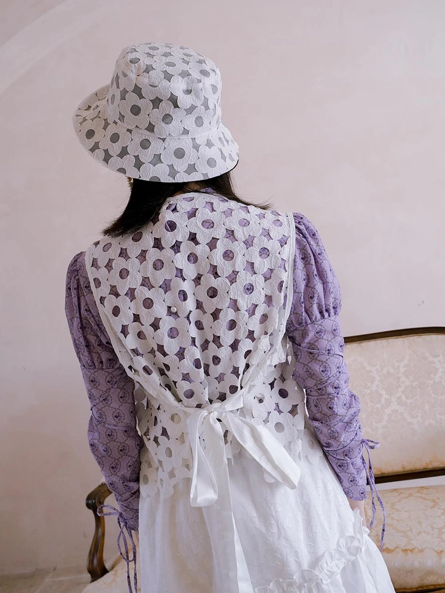 Floral Pearl Checkered Bucket Hat