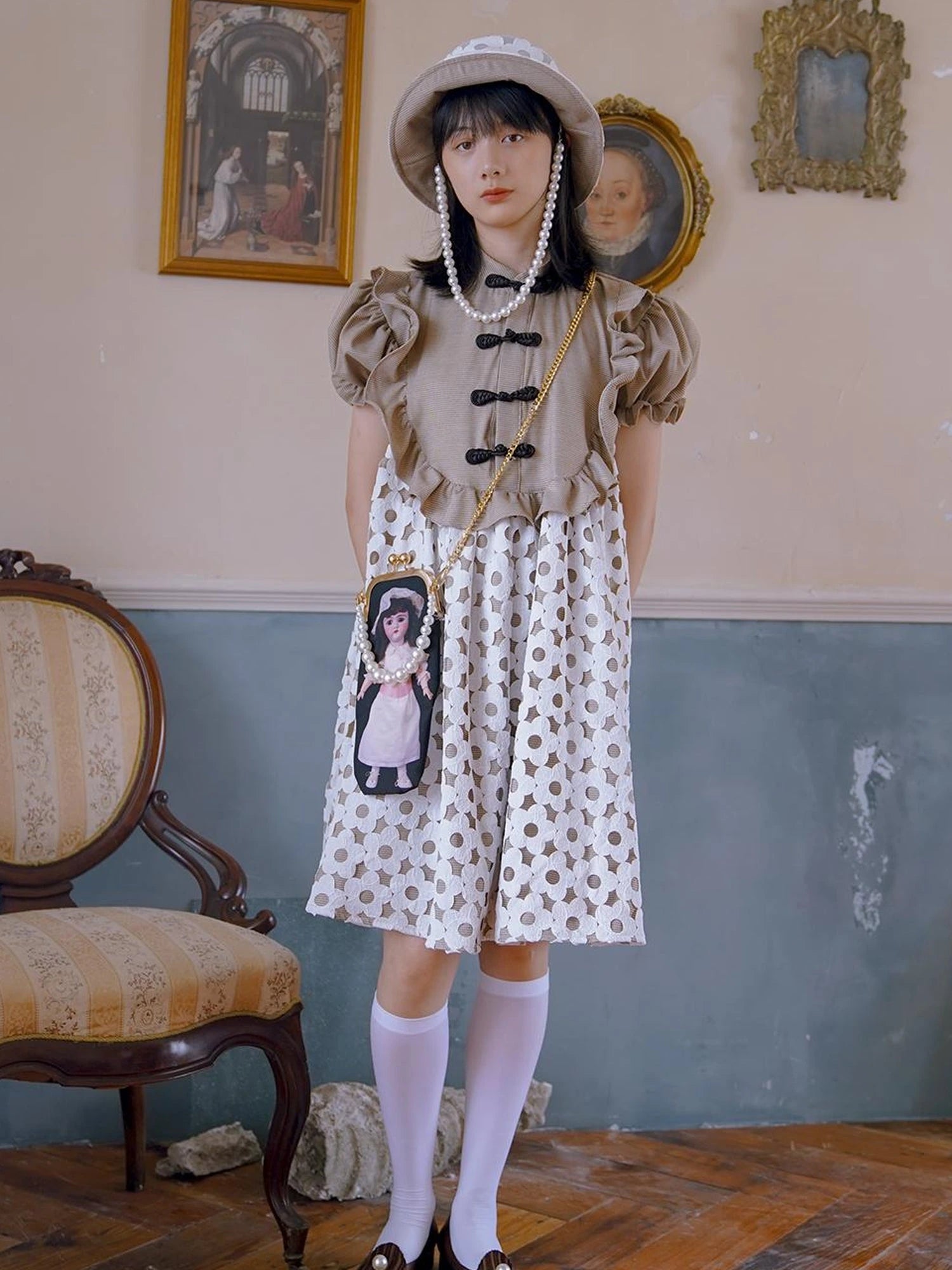 Floral Pearl Checkered Bucket Hat