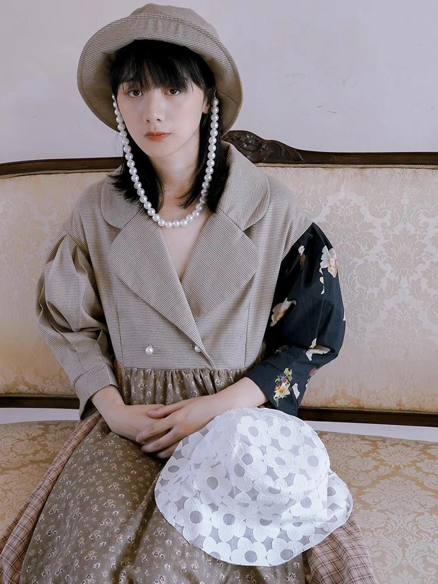 Floral Pearl Checkered Bucket Hat