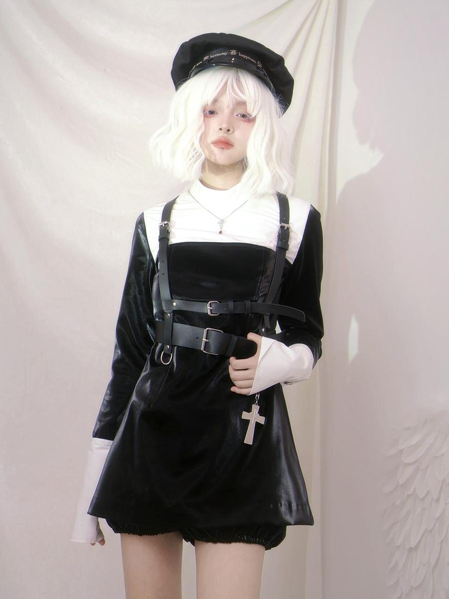 Daytoday Gothic Grid Leather Trim Lace Up Heart Print Dress V Neck Long Sleeve