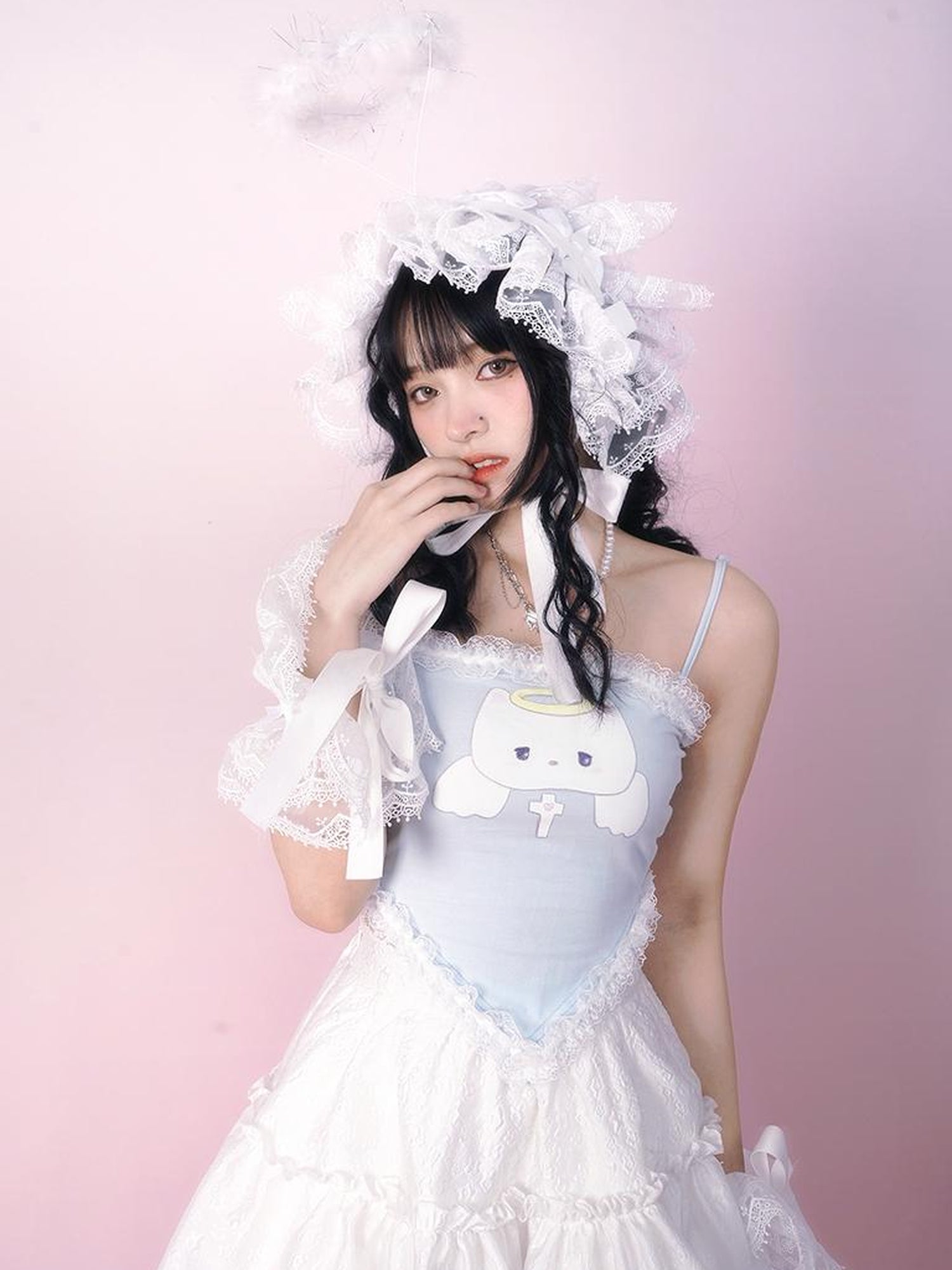 Daytoday Lace Angel Kitty Asymmetrical Cami