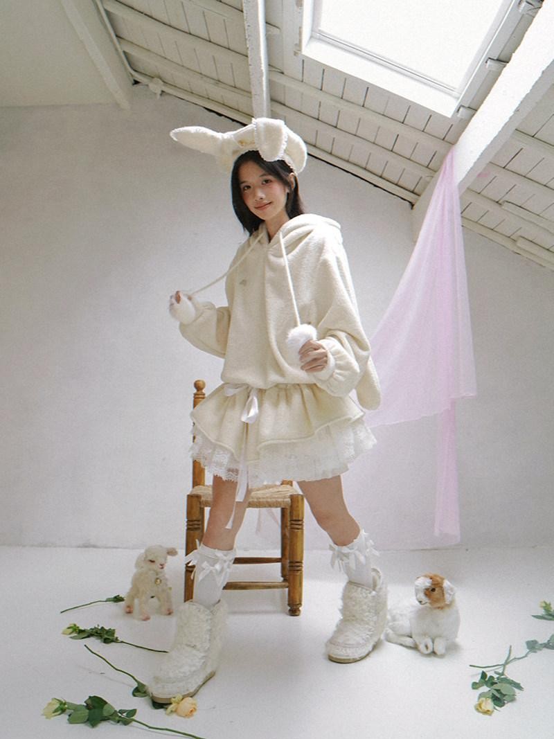 Daytoday Plush Angel Ear Pompom Lace Low Waist Hooded Women&