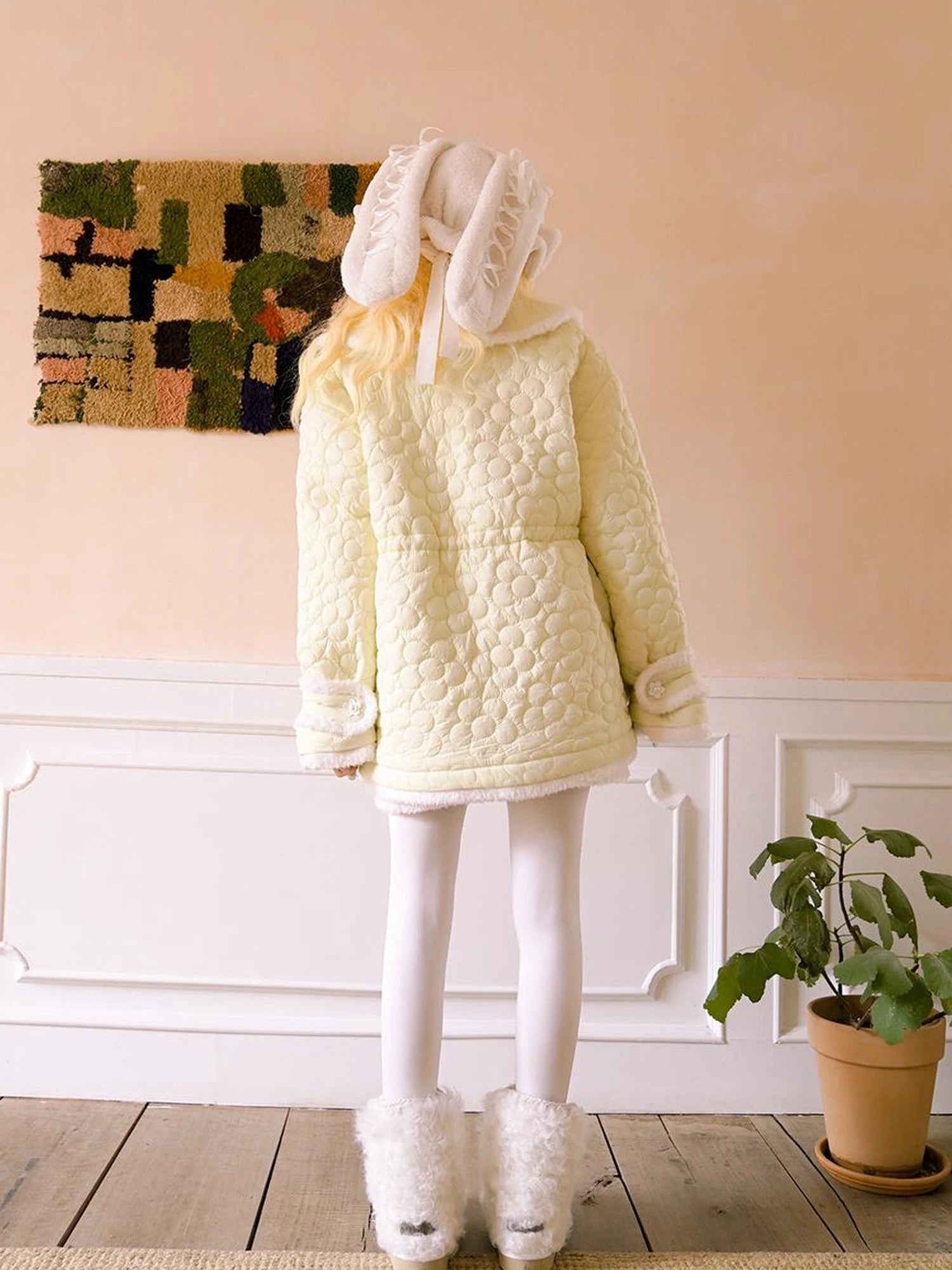 Snowy Floral Puff Coat V Neck T Shirt Long Sleeve