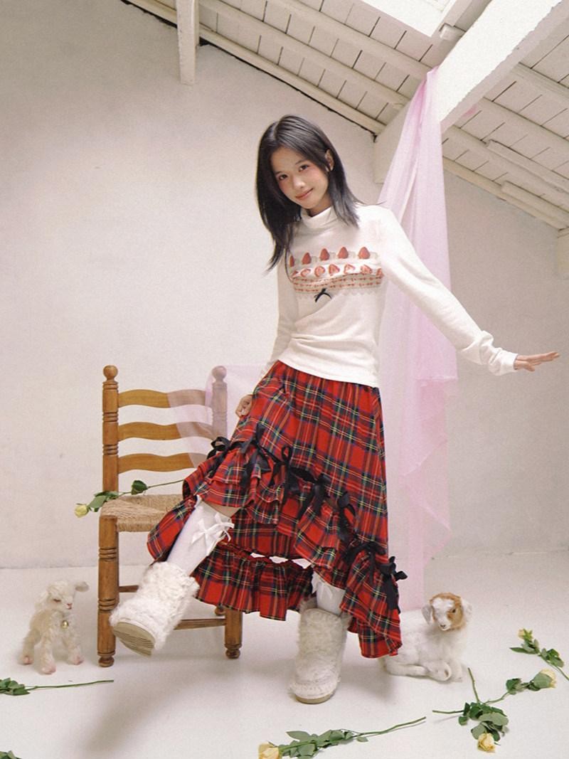 Daytoday Strawberry Cake Print High Neck Slim Fit Women&