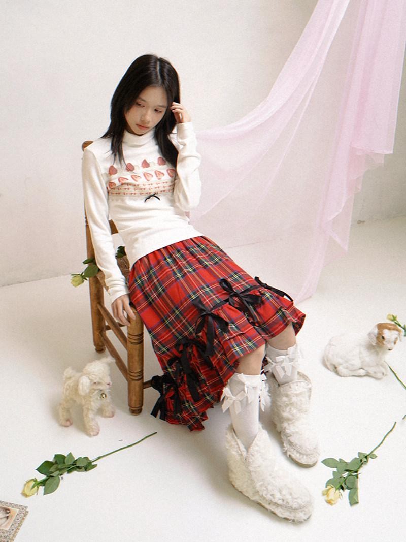 Daytoday Strawberry Cake Print High Neck Slim Fit Women&