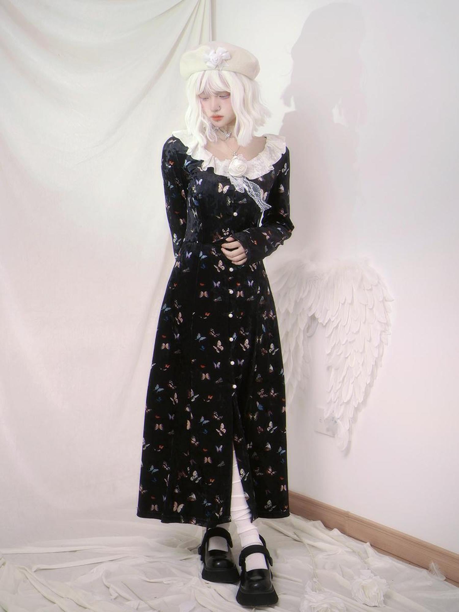Daytoday Velvet Butterfly Print Vintage Elegance Long Sleeve V-Neck Dress