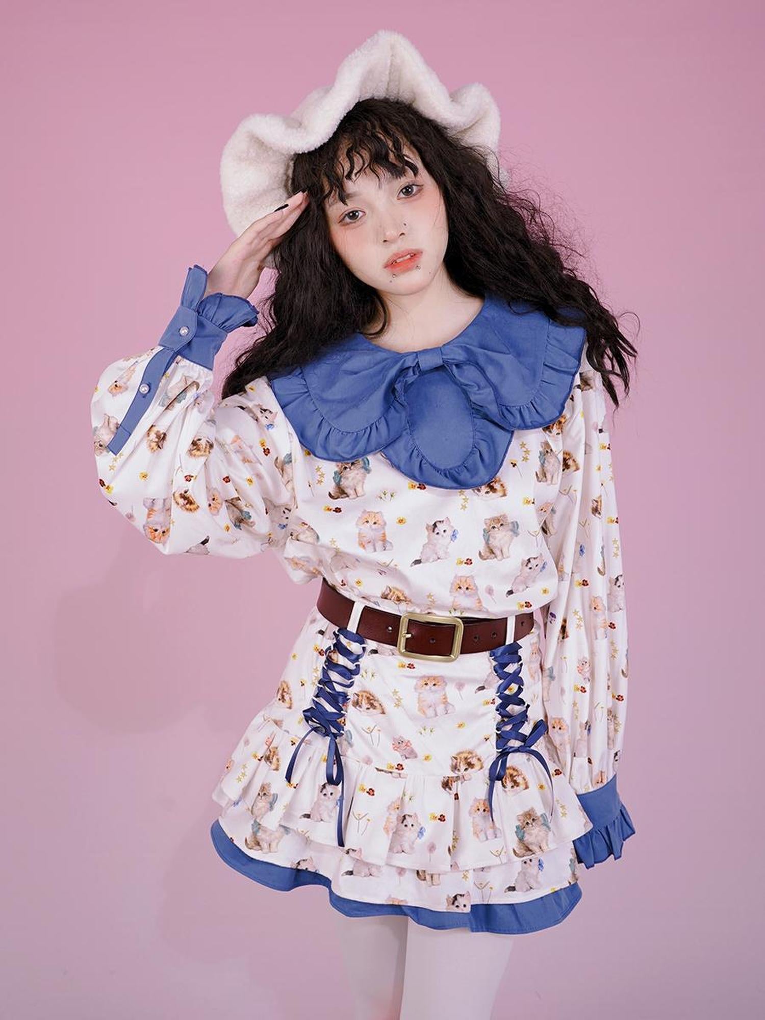 Daytoday Velvet Tulip Kitten Print Bow Tie Flared Mini Skirt