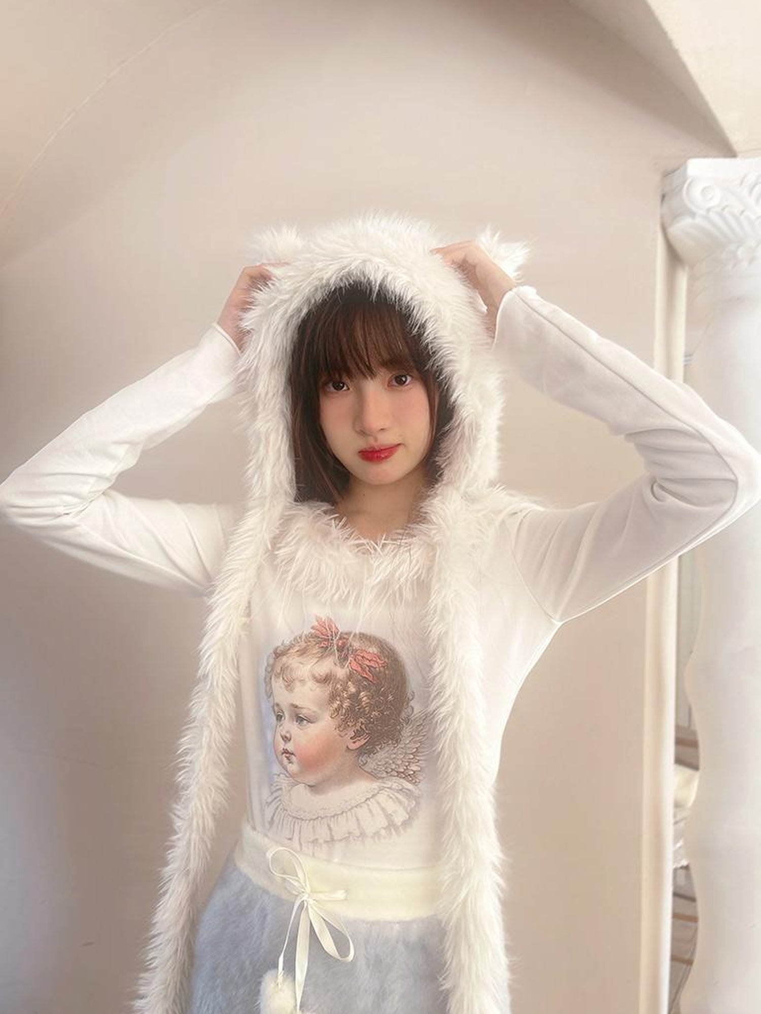 Daytoday Vintage Angel Print T Shirt With Fur Collar
