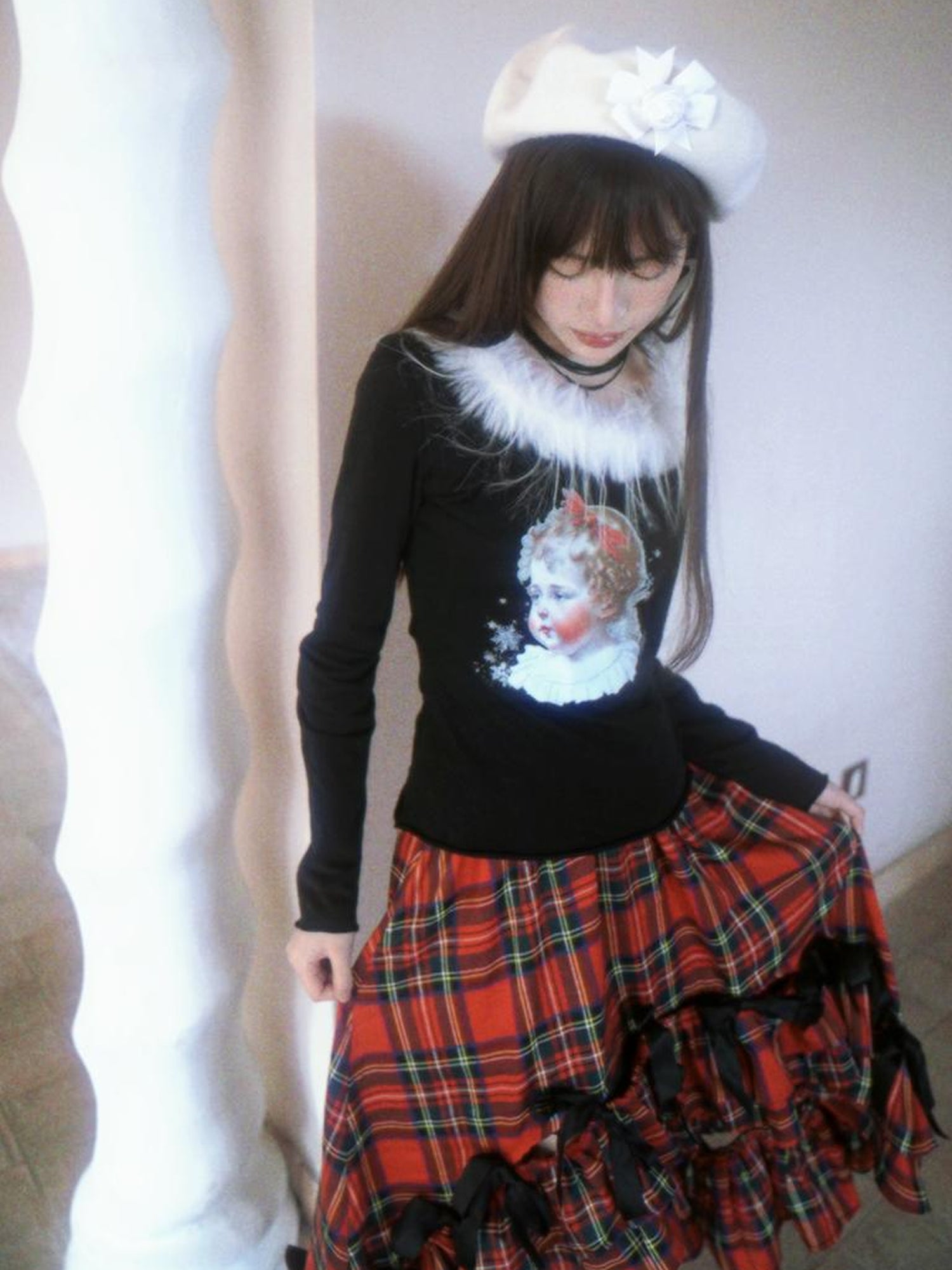 Daytoday Vintage Angel Print T Shirt With Fur Collar