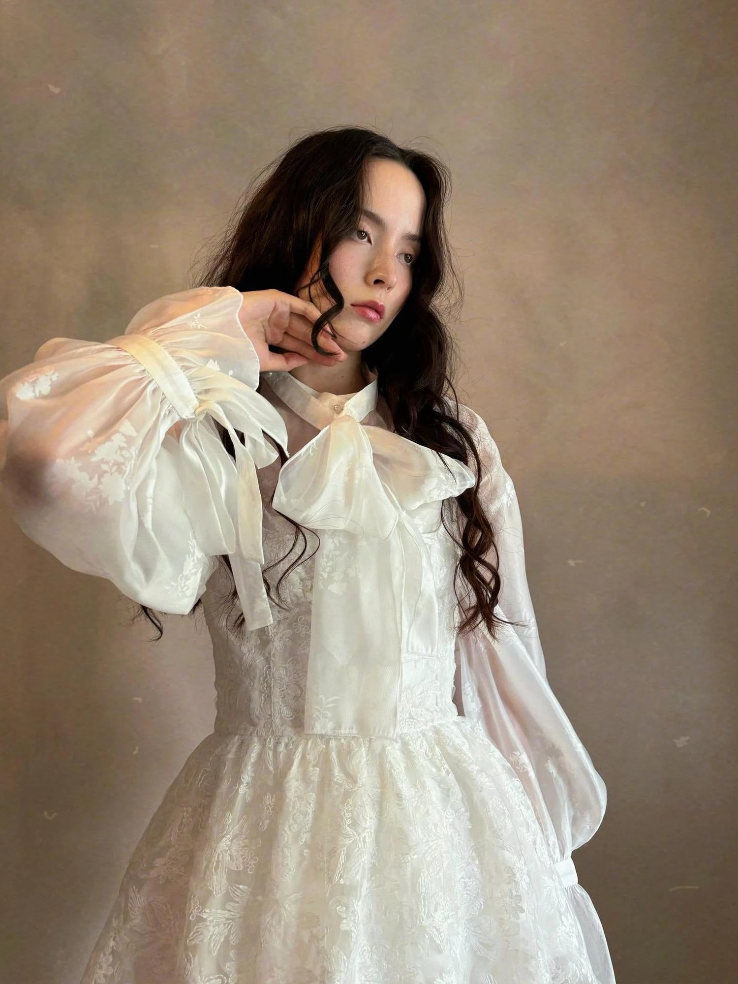 Vintage Bow Print Puff Sleeve Blouse