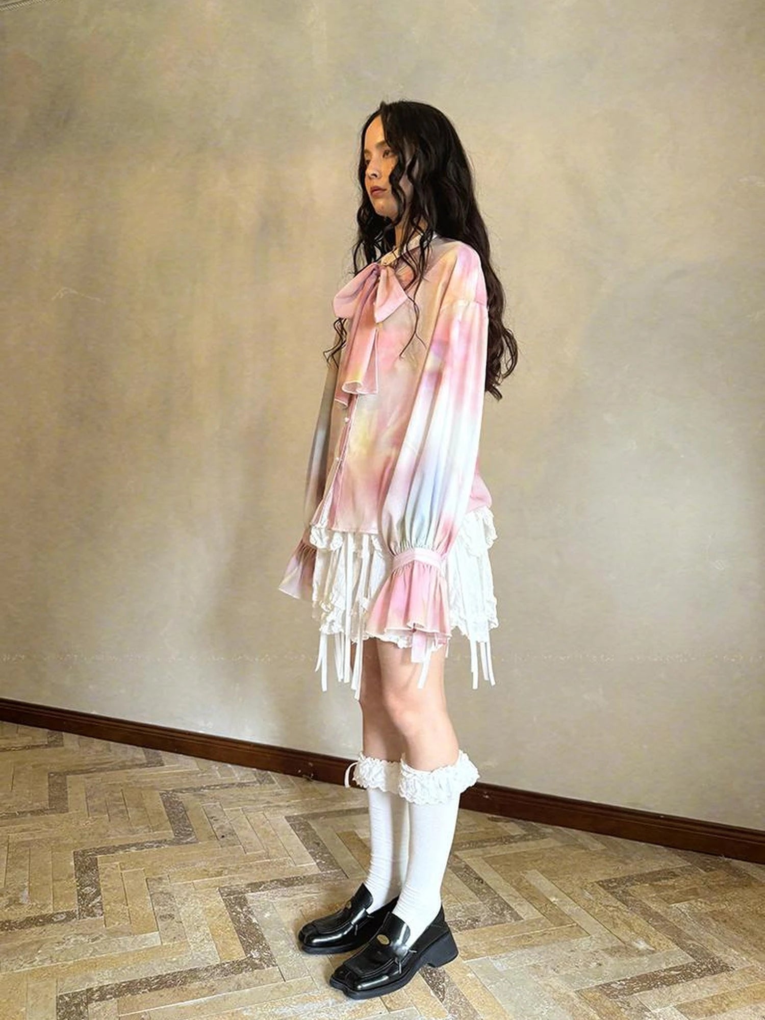 Vintage Bow Print Puff Sleeve Blouse