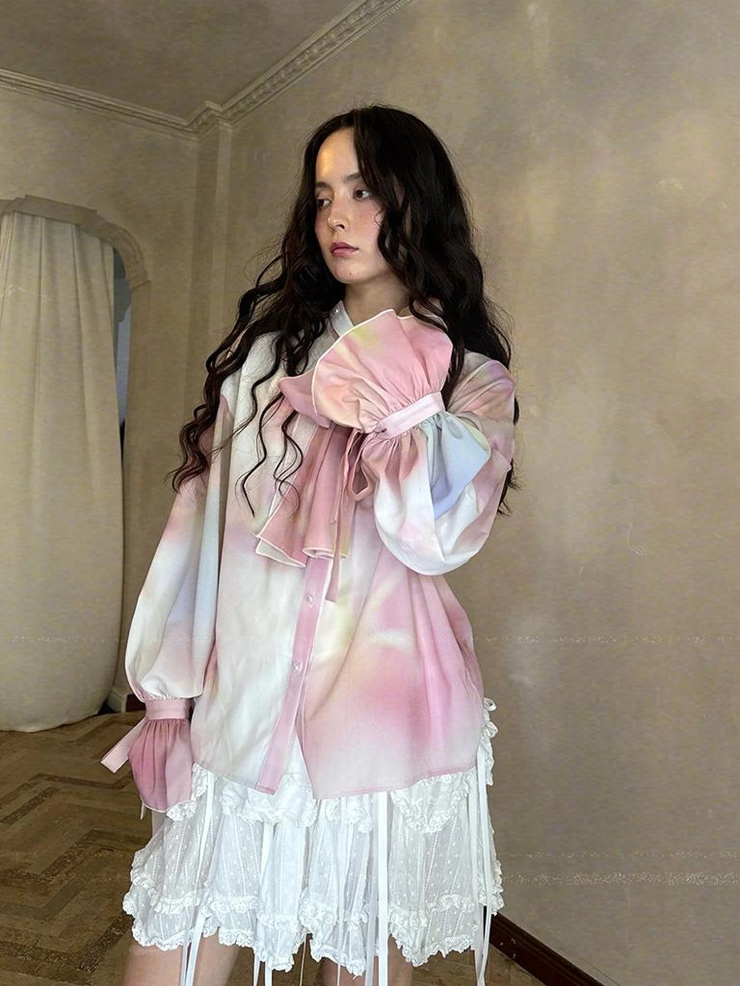 Vintage Bow Print Puff Sleeve Blouse