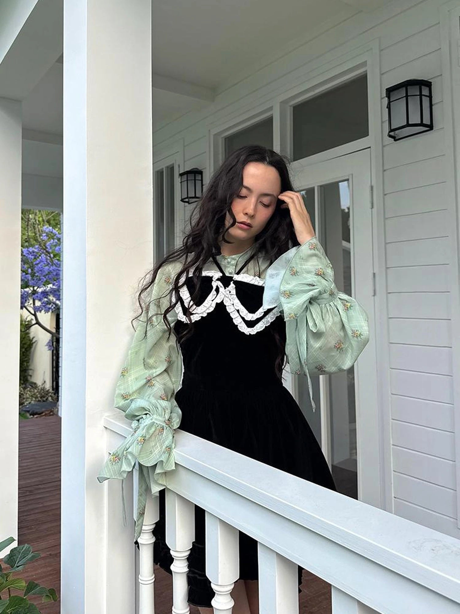 Vintage Bow Print Puff Sleeve Blouse