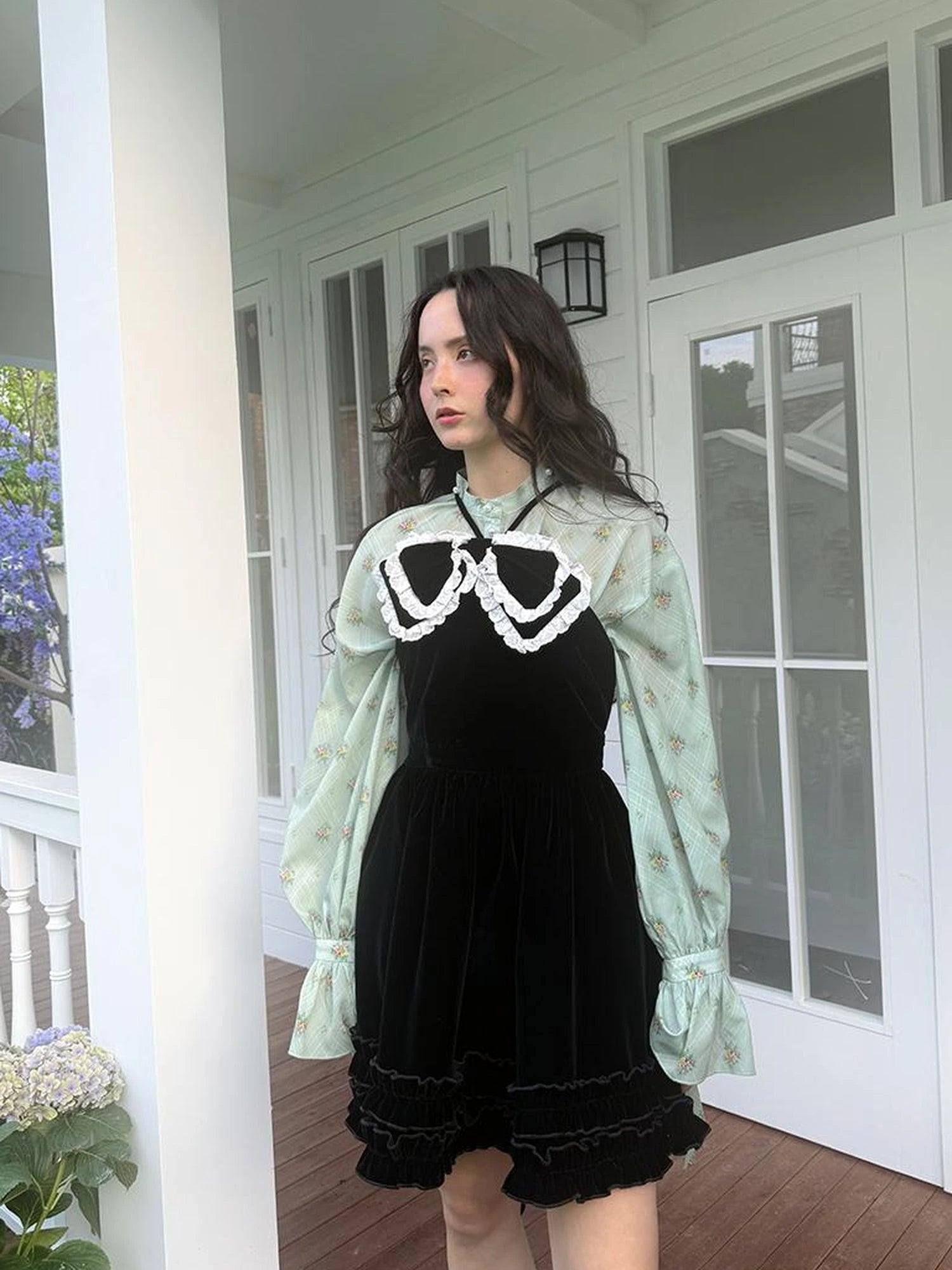 Vintage Bow Print Puff Sleeve Blouse