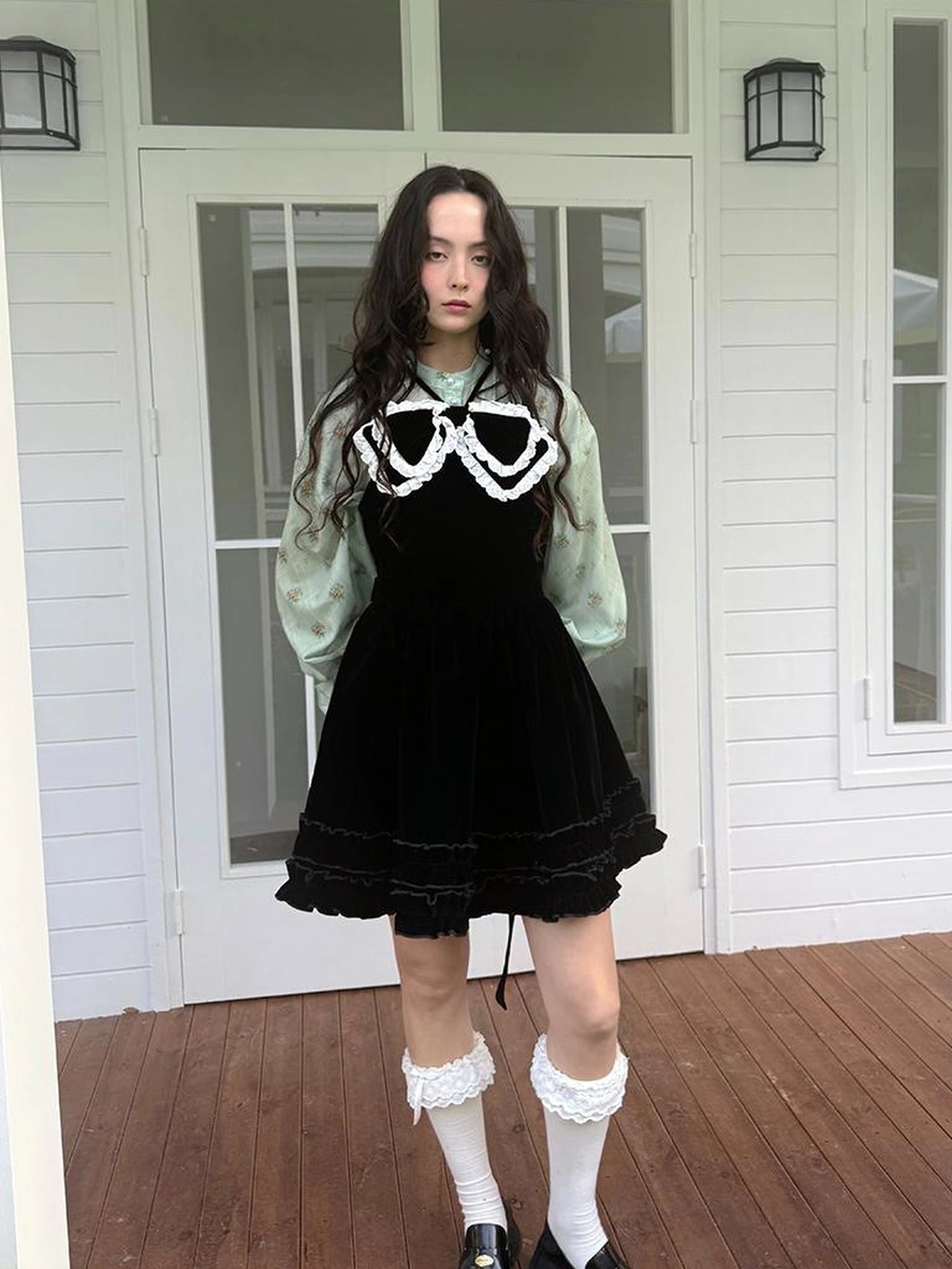 Vintage Bow Print Puff Sleeve Blouse