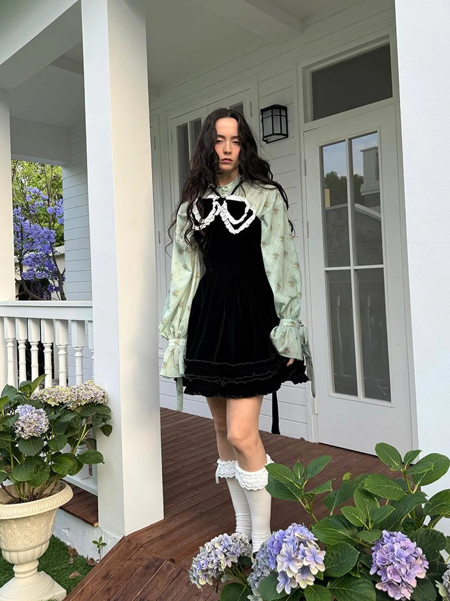 Vintage Bow Print Puff Sleeve Blouse